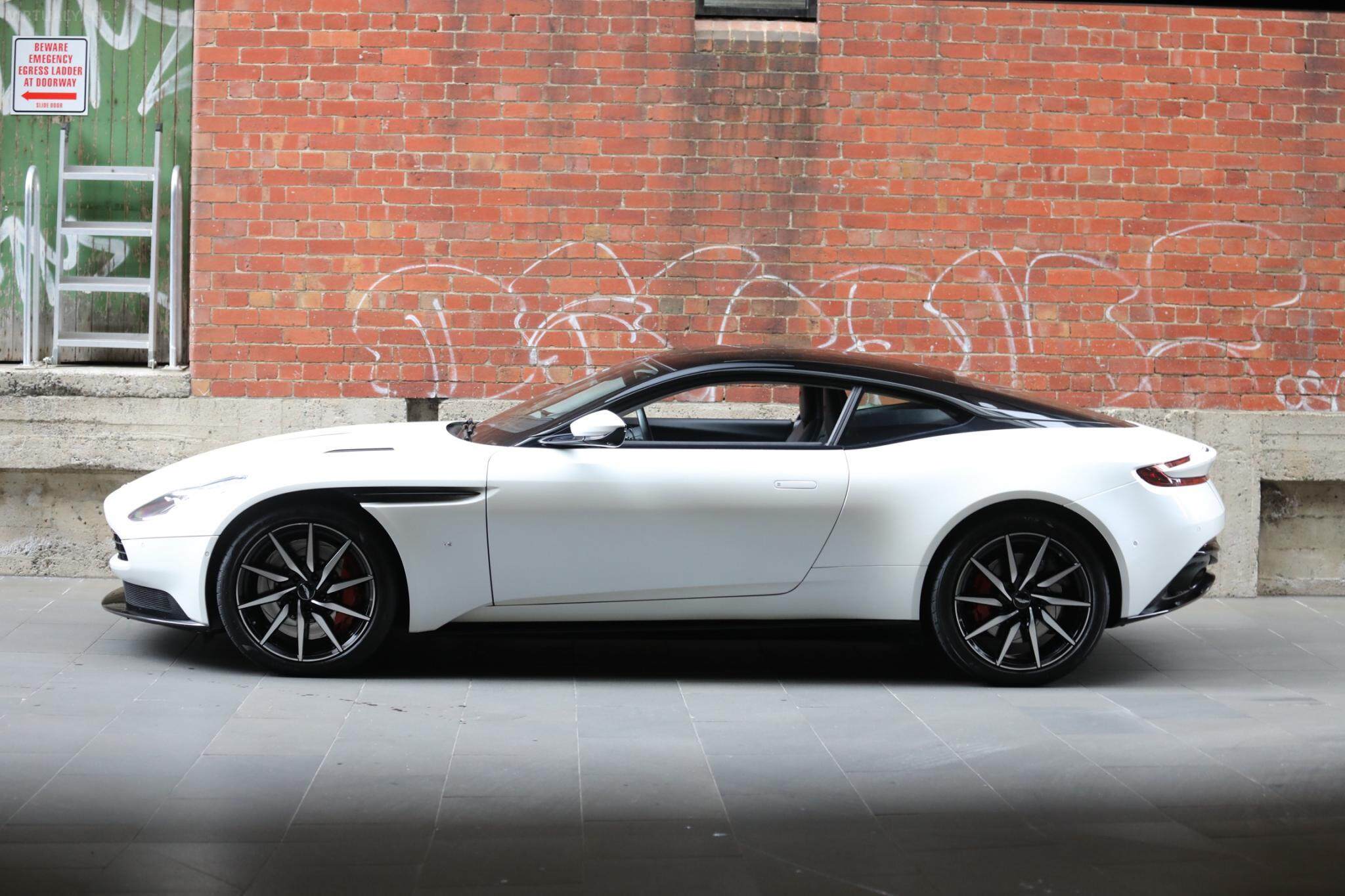 2017 Aston Martin DB11 Coupe 2dr Spts Auto 8sp 5.2TT [MY17] 