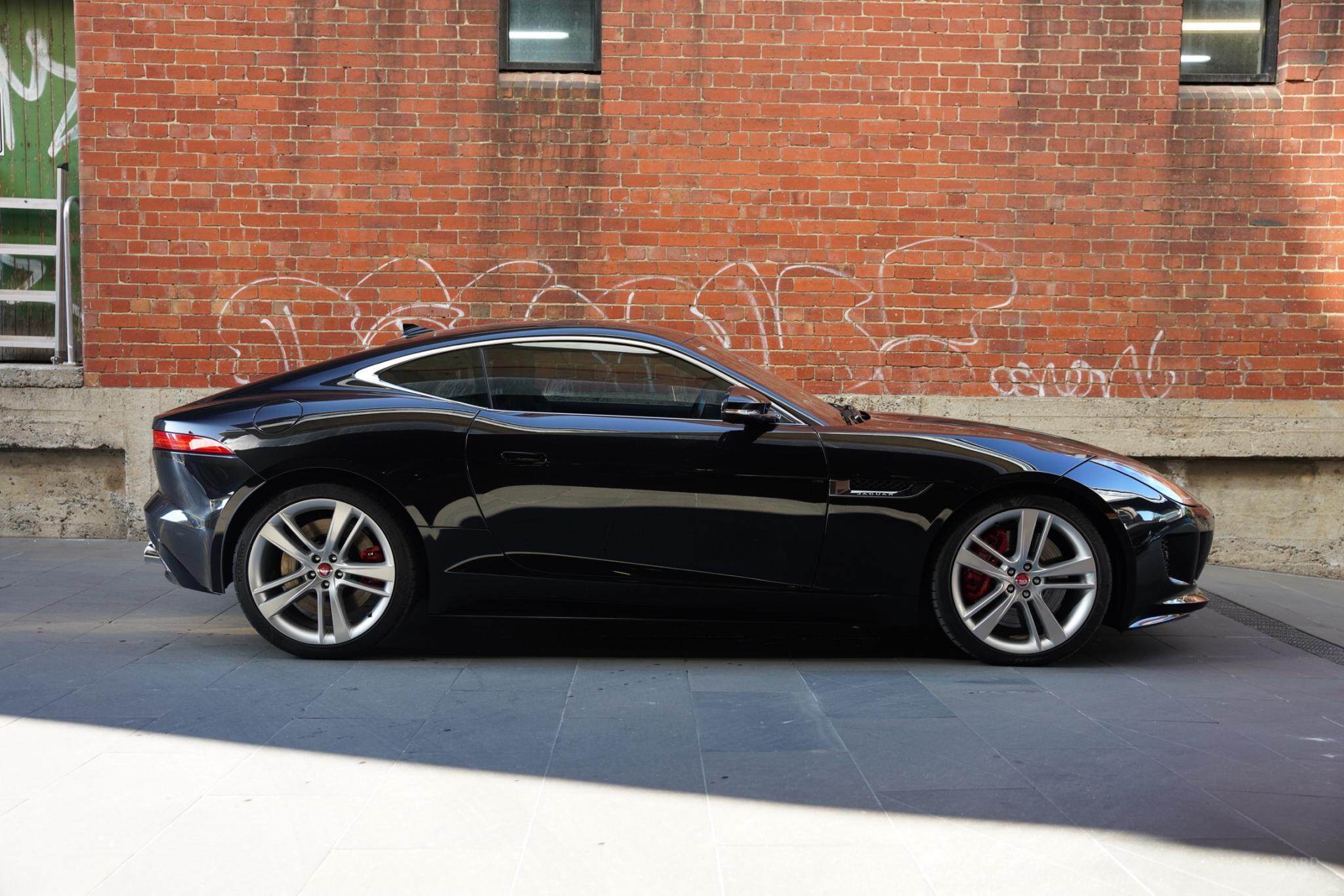 2014 Jaguar F-TYPE X152 R Coupe 2dr Spts Auto 8sp 5.0SC [MY15] 