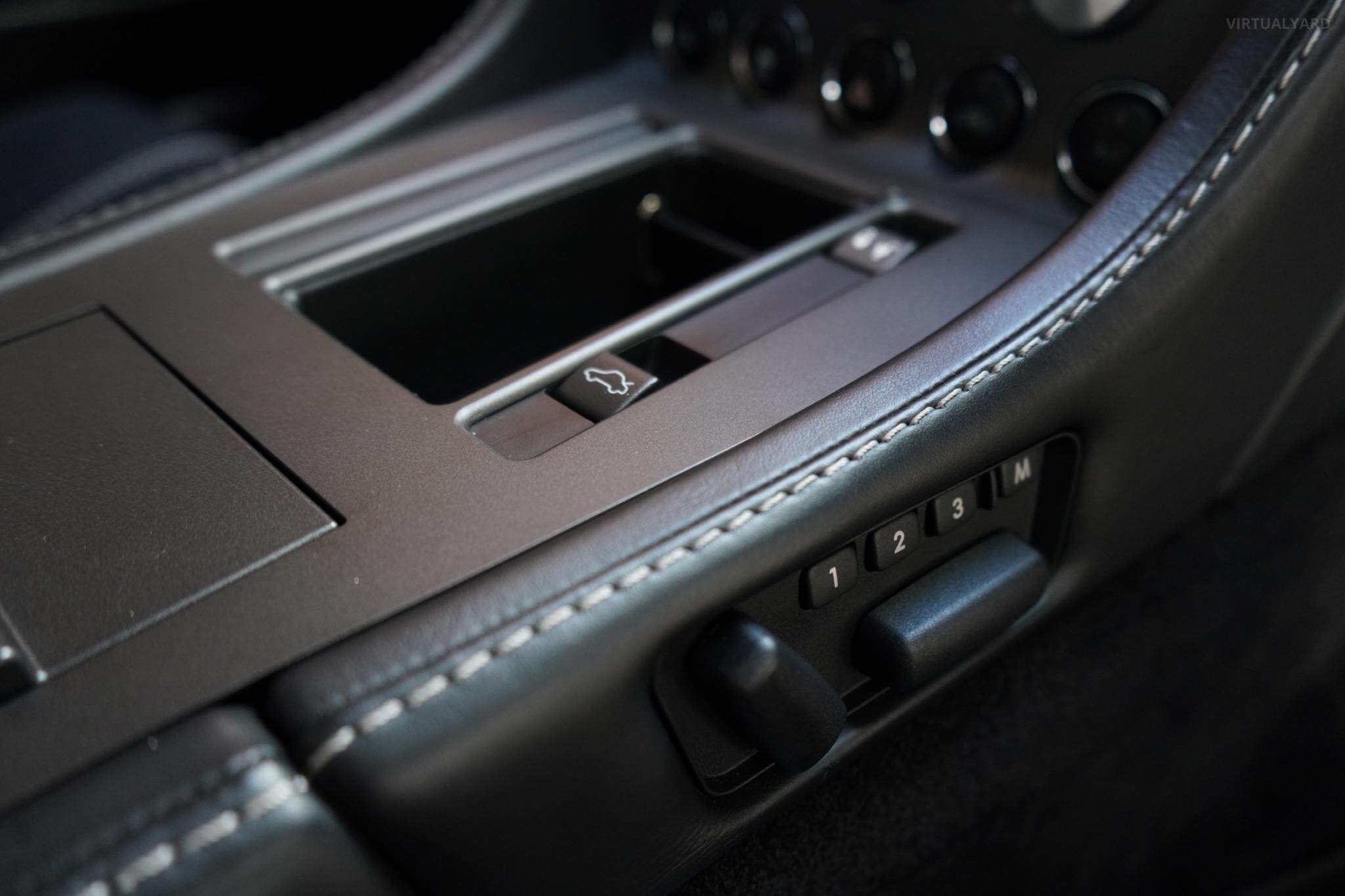 2007 Aston Martin V8 Vantage Coupe 2dr Seq. Mac 6sp 4.3i [MY07] 