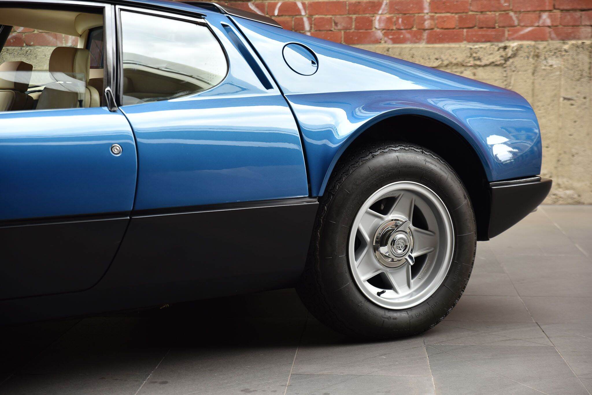 1976 Ferrari 365 BOXER GT4 Coupe 2dr Man 5sp 4.4 