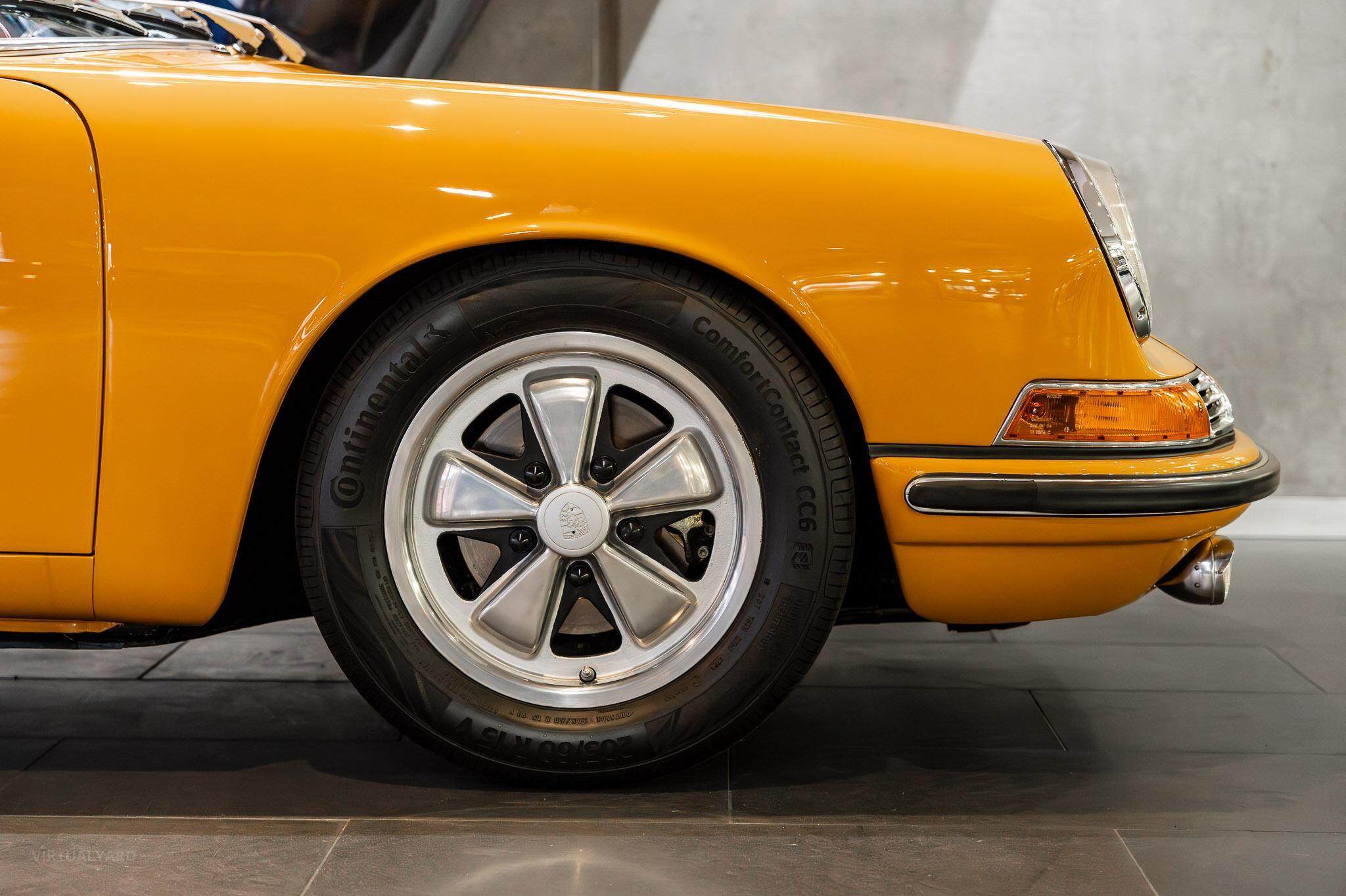 1967 PORSCHE 911 TARGA S 