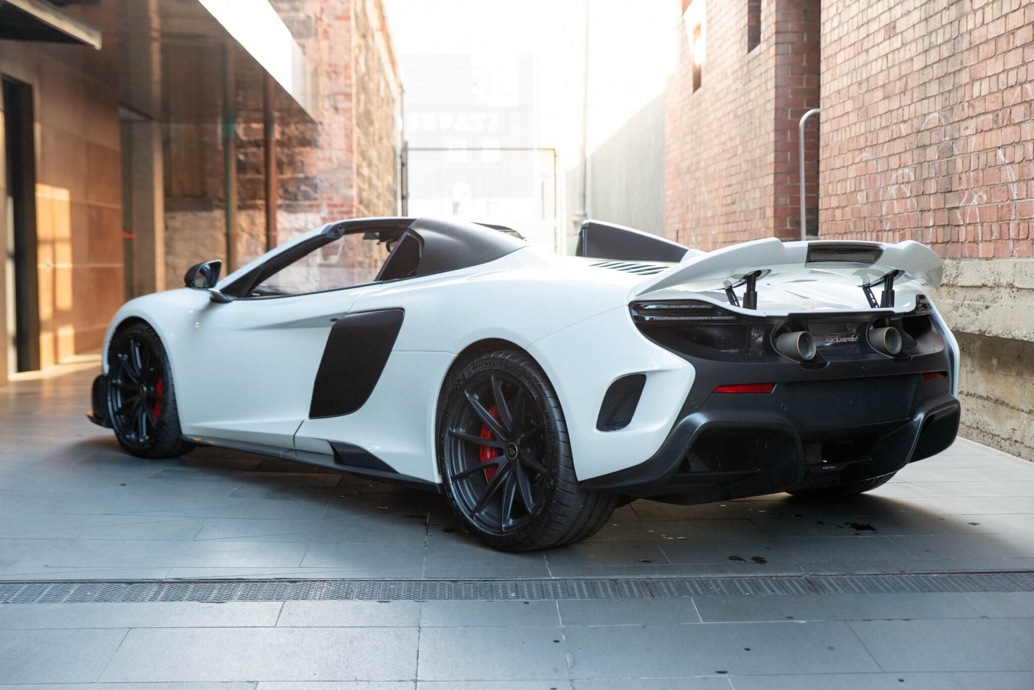 2016 McLaren 675LT Spider 2dr SSG 7sp 3.8TT [Feb] 