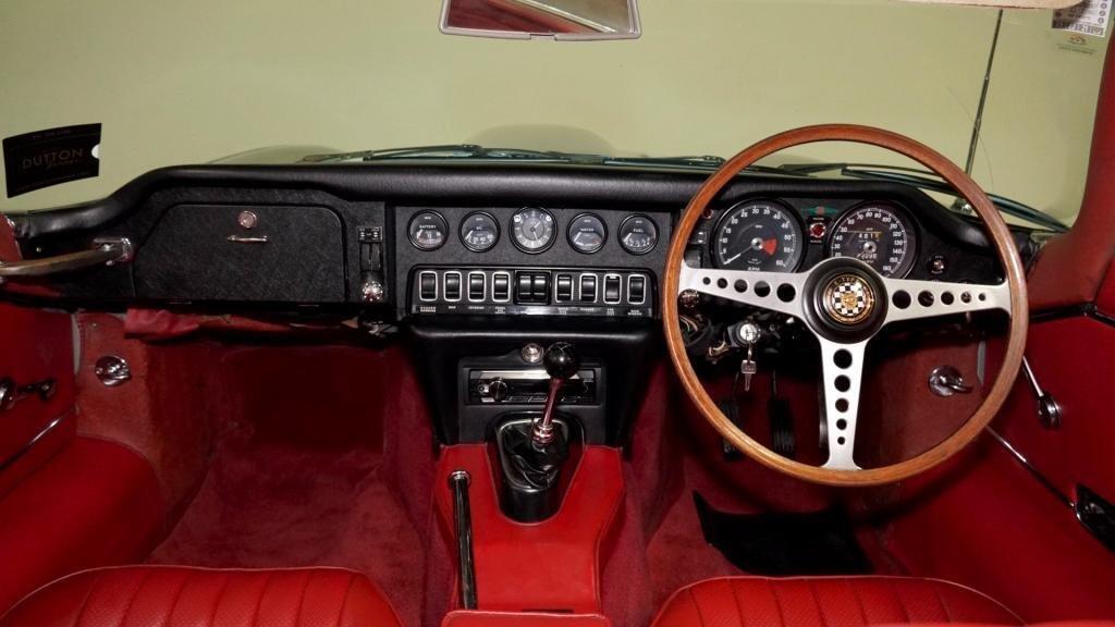 1970 Jaguar E-Type Series 2 (FHC) 