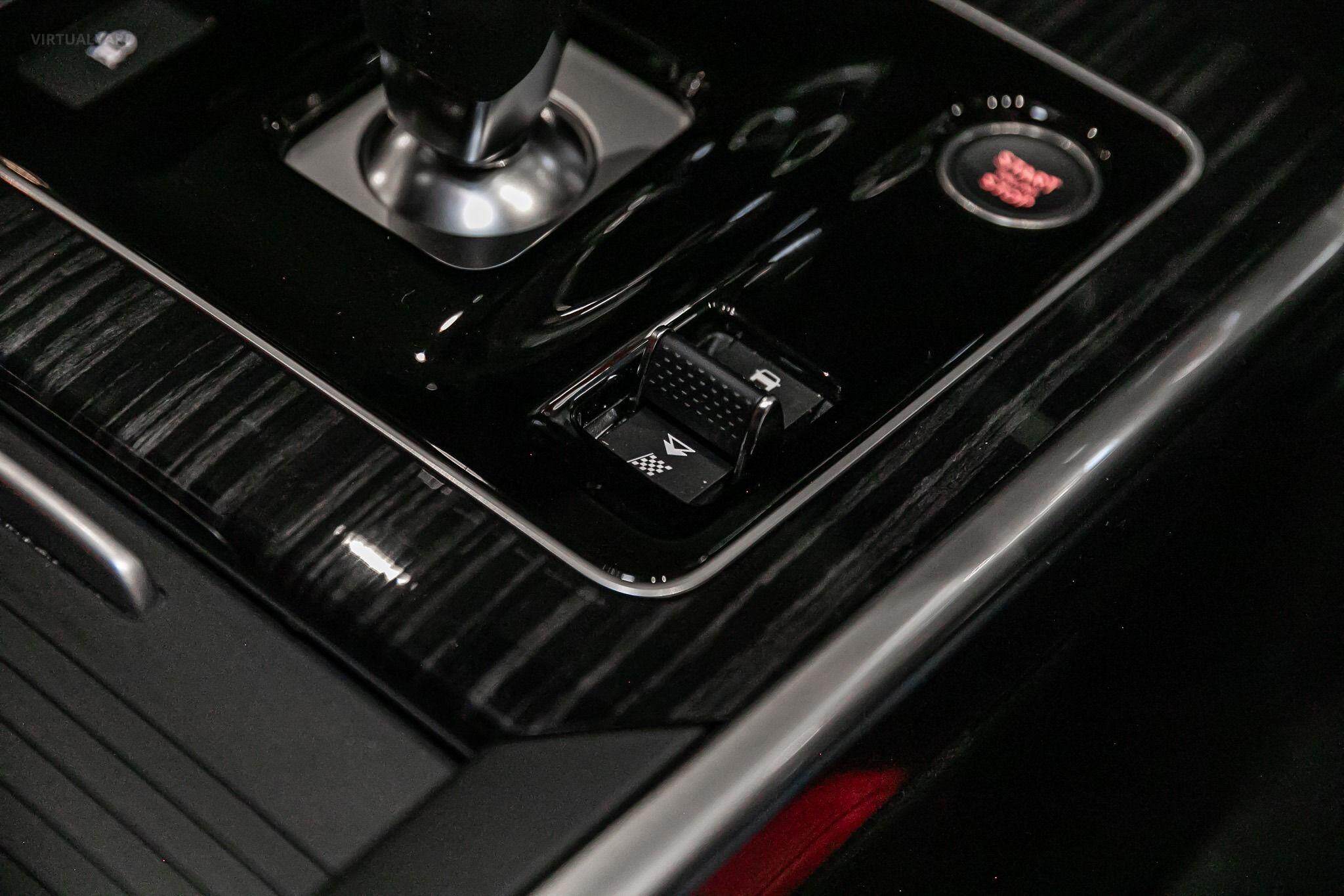 2024 Jaguar XE X760 300 Sport Sedan 4dr Spts Auto 8sp AWD 2.0T [MY24] 