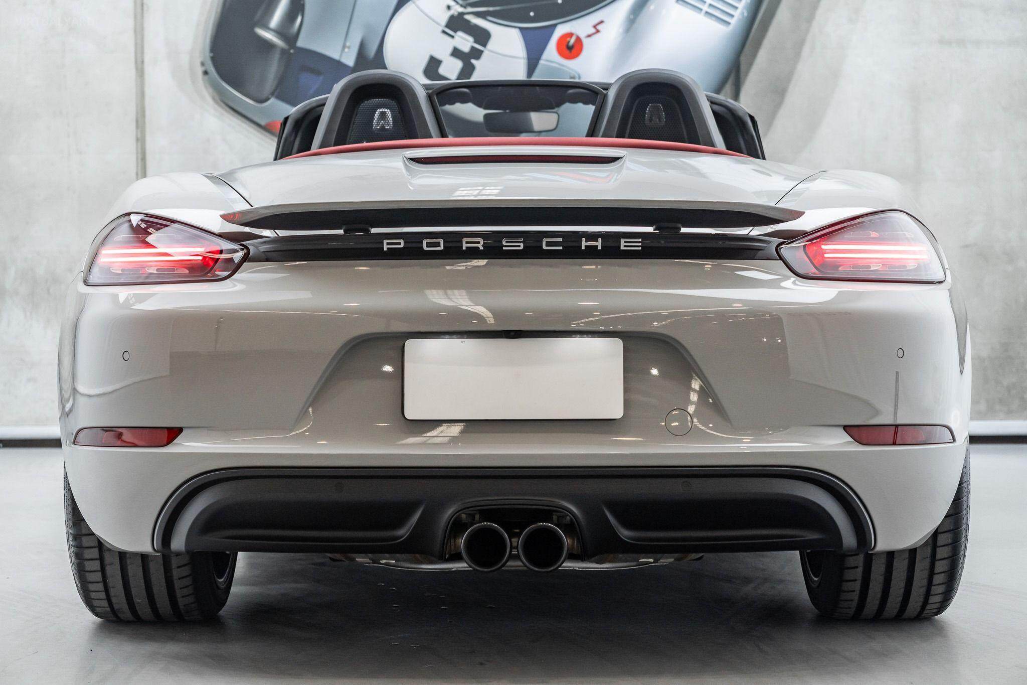 2022 Porsche 718 982 Boxster Convertible 2dr Man 6sp 2.0T [MY22] 