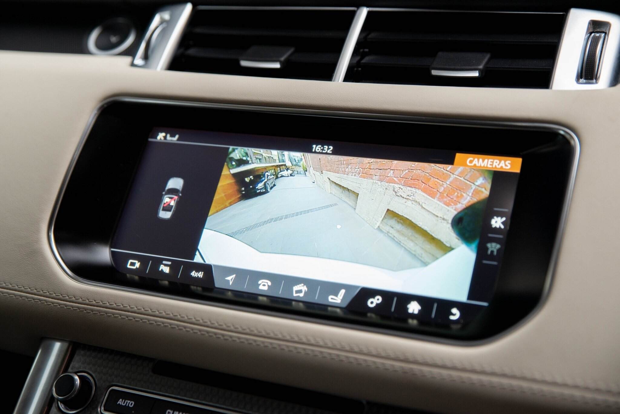 2017 Land Rover Range Rover Sport L494 V8SC Autobiography Dynamic Wagon 5dr CommandShift 8sp 4x4 5.0SC [MY17] 