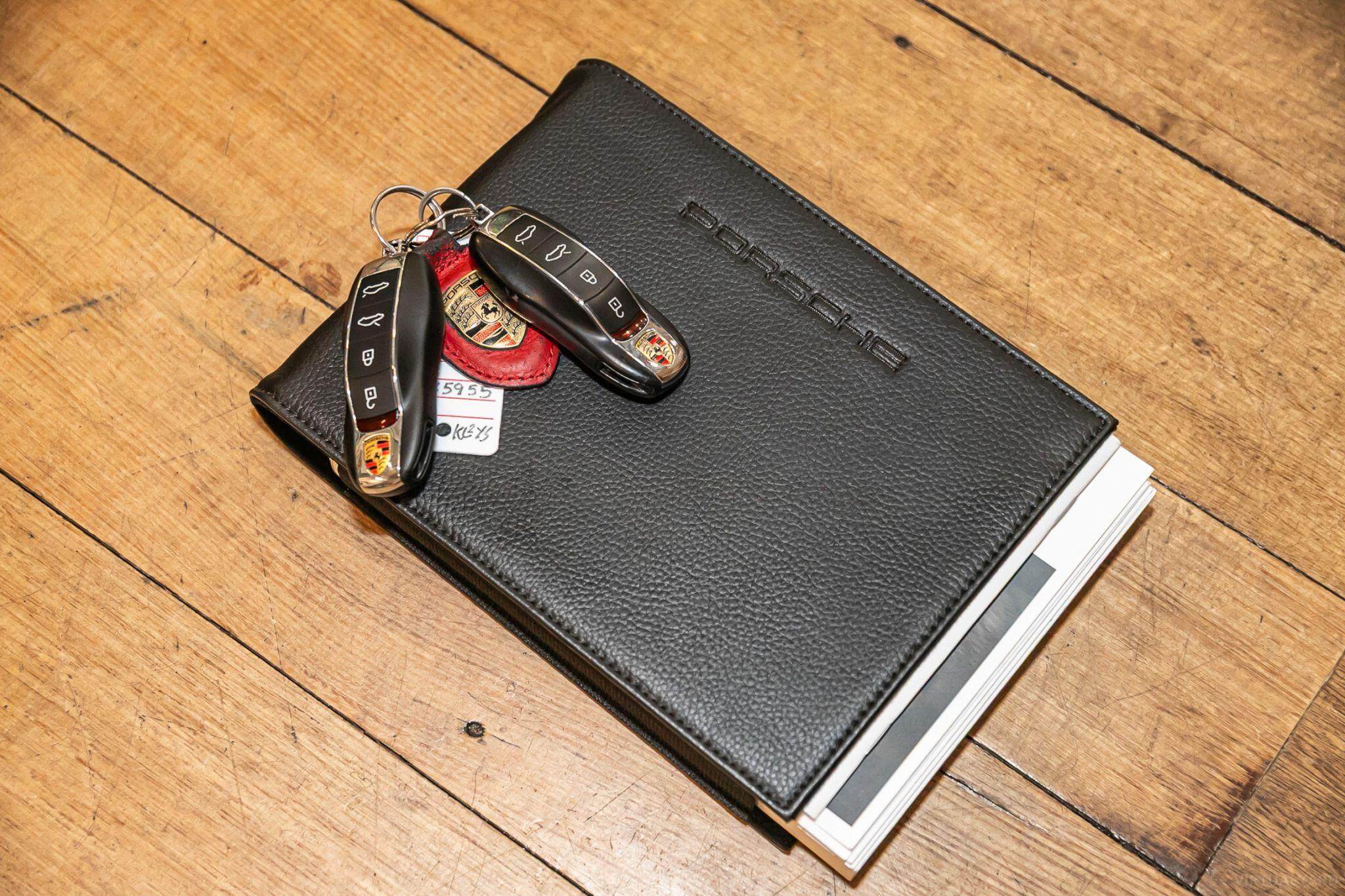 2021 Porsche 718 982 Spyder Convertible 2dr Man 6sp 4.0i [MY21] 