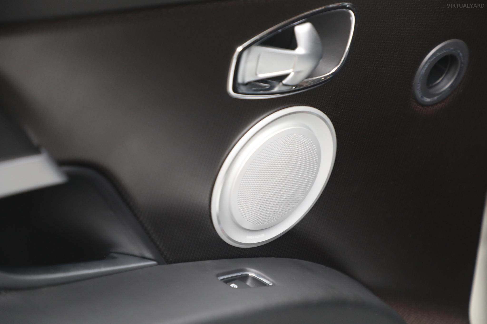 2017 Aston Martin DB11 Coupe 2dr Spts Auto 8sp 5.2TT [MY17] 