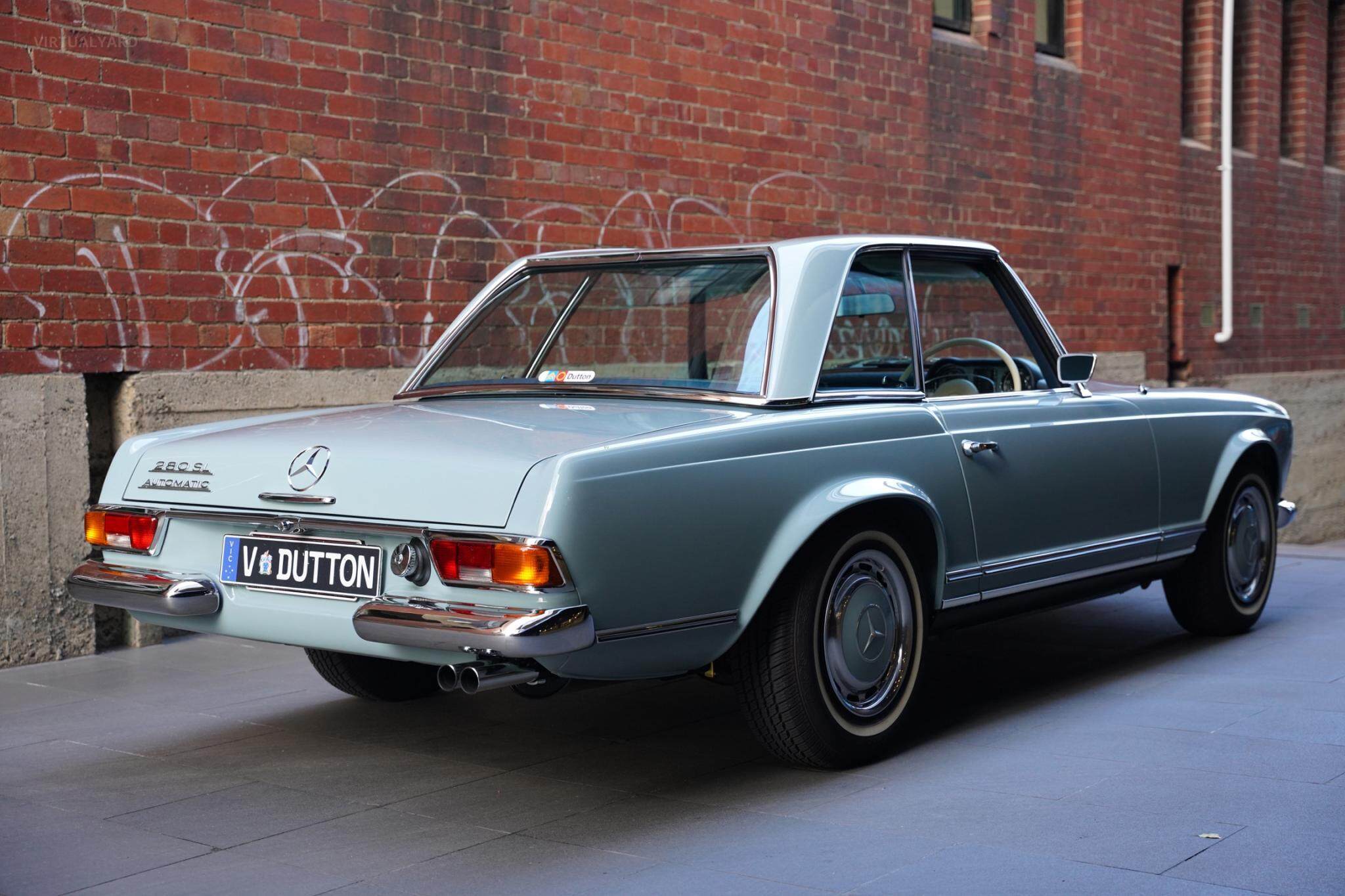 1970 Mercedes Benz 280SL Roadster 2dr 