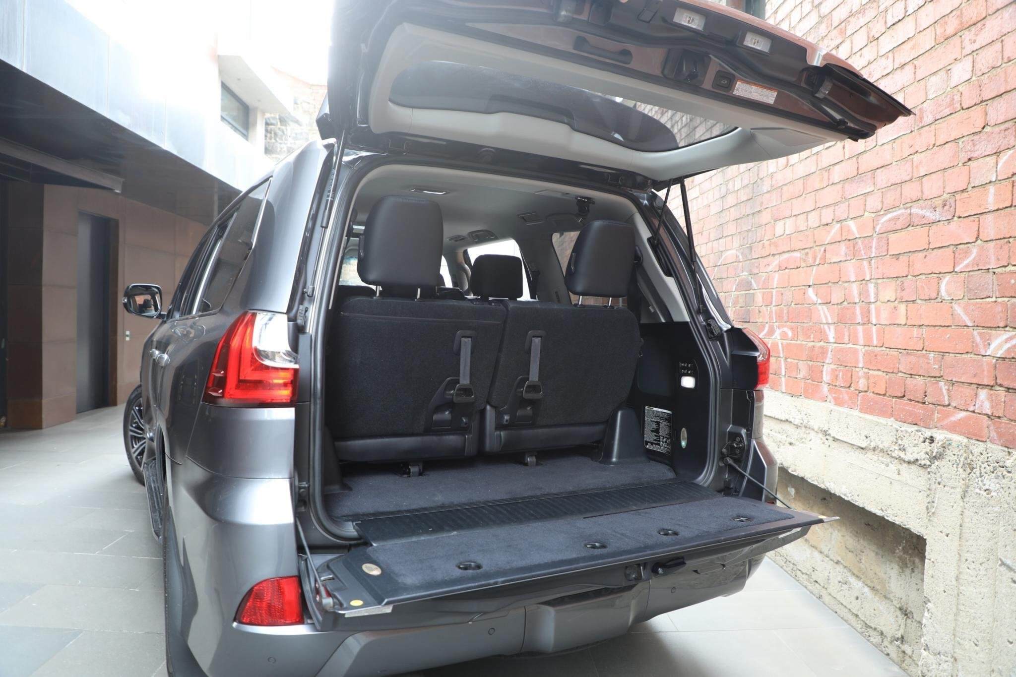 2017 Lexus LX URJ201R LX570 Wagon 8st 5dr Spts Auto 8sp, 4x4 5.7i [Aug] 