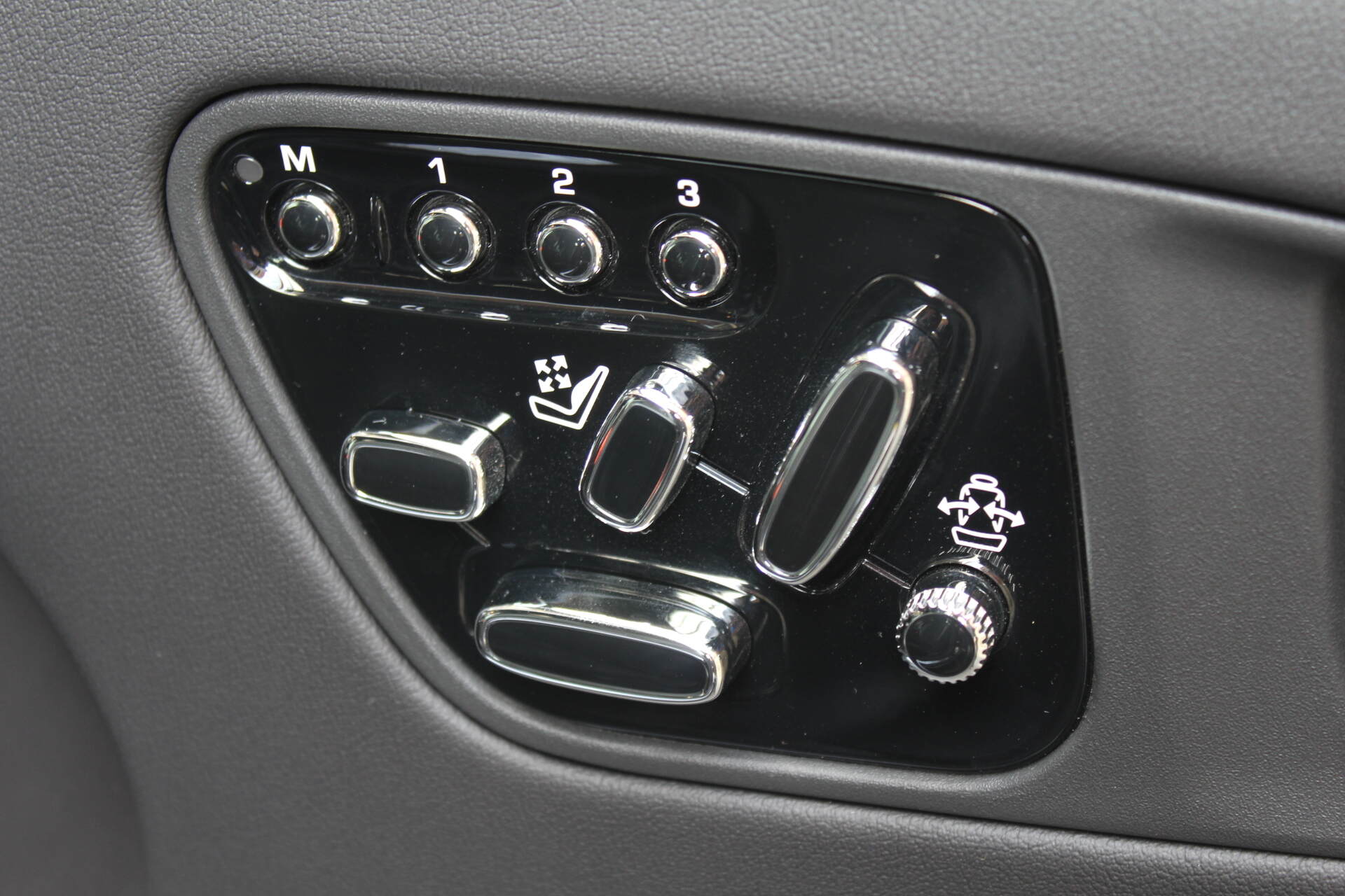 2014 JAGUAR XKR X150 MY15 S- sold in Australia