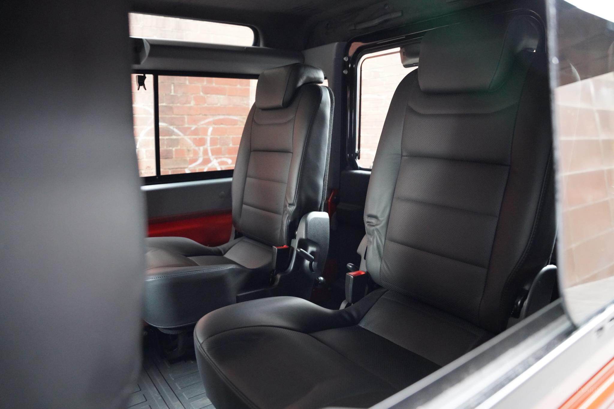 2015 Land Rover Defender 90 Adventure Wagon 3dr Man 6sp 4x4 2.2DT [MY16] 