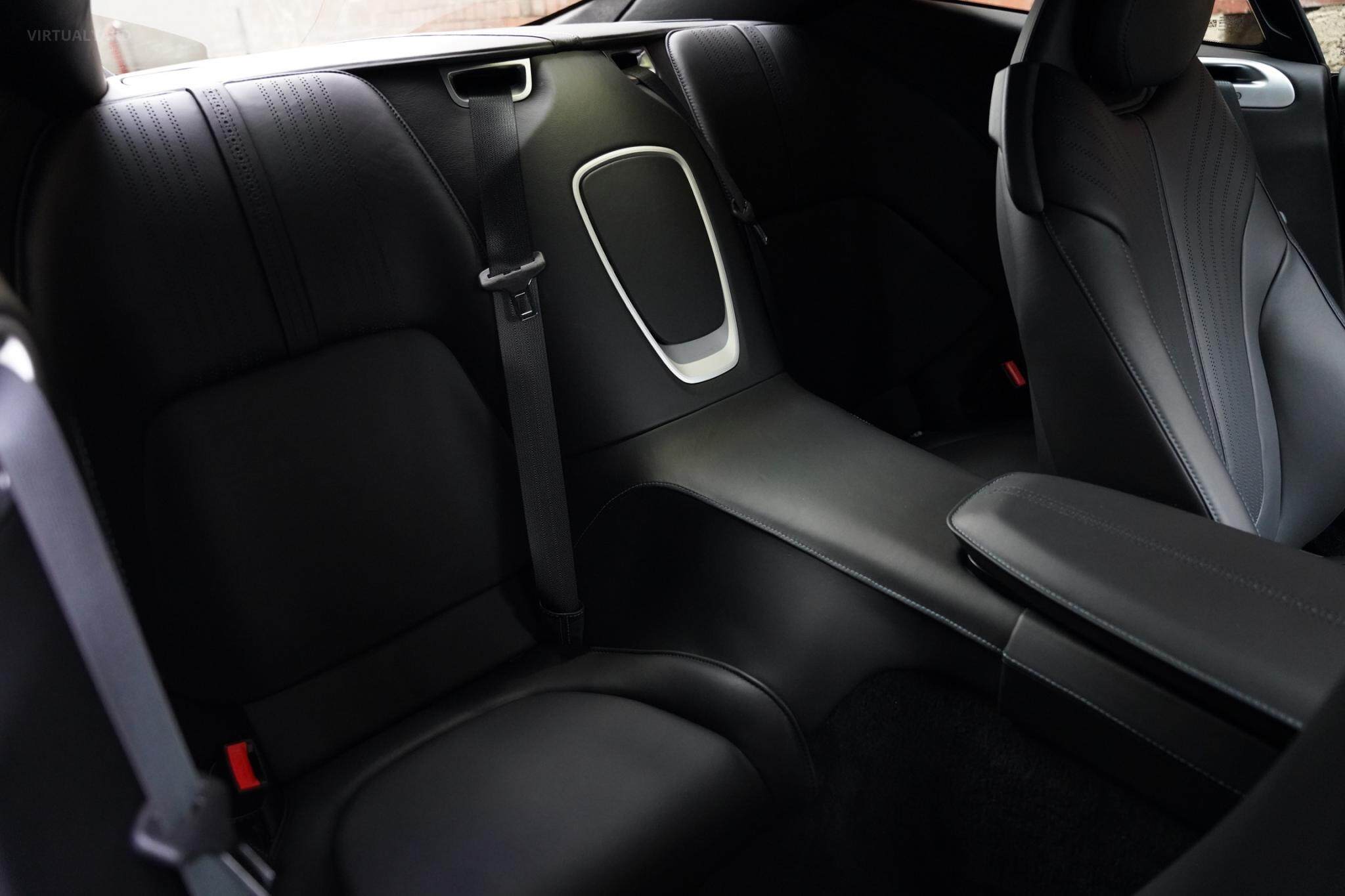 2017 Aston Martin DB11 Coupe 2dr Spts Auto 8sp 5.2TT [MY17] 