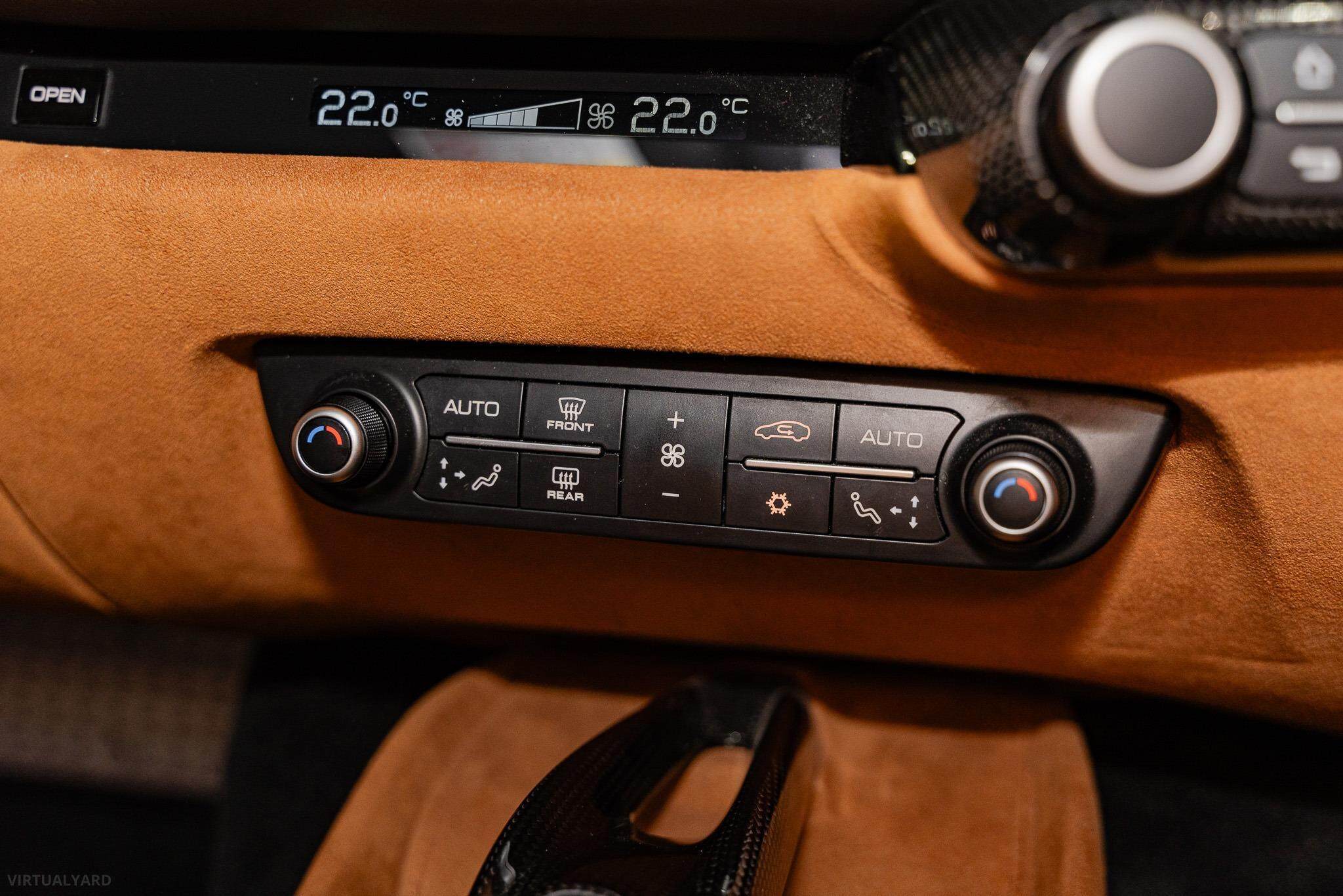 2019 Ferrari 812 Superfast F152M Coupe 2dr DCT 7sp 6.5i 