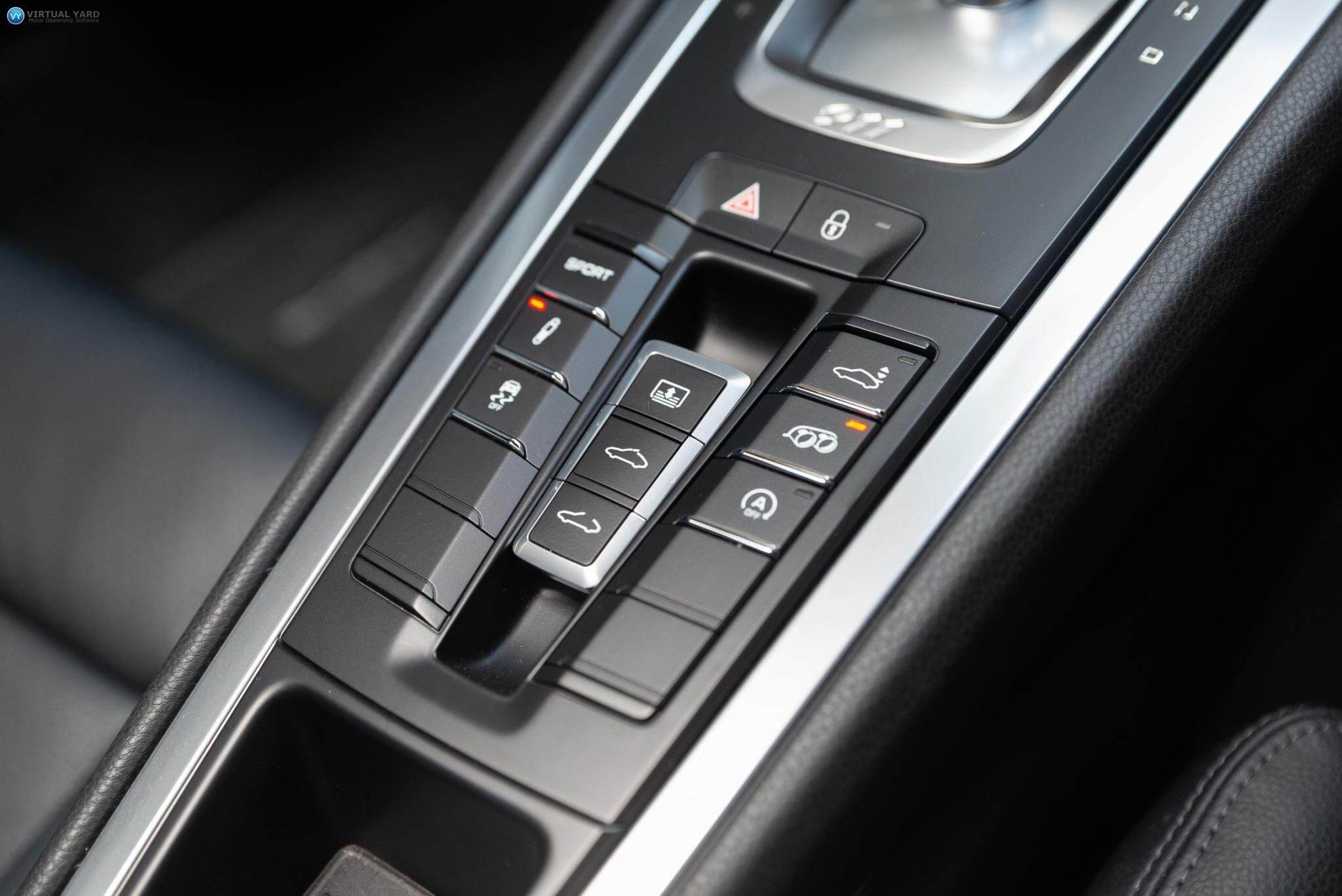 2016 Porsche 911 991 Carrera Coupe 2dr PDK 7sp 3.0TT [MY17] 