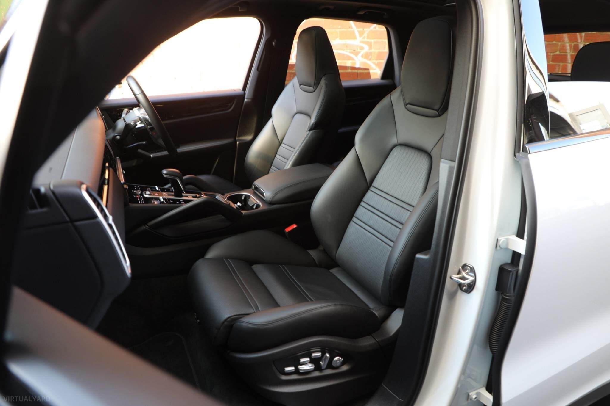 2019 Porsche Cayenne 9YA E-Hybrid Wagon 5dr Tiptronic 8sp 4x4 3.0T/100kW Hybrid [MY19] 