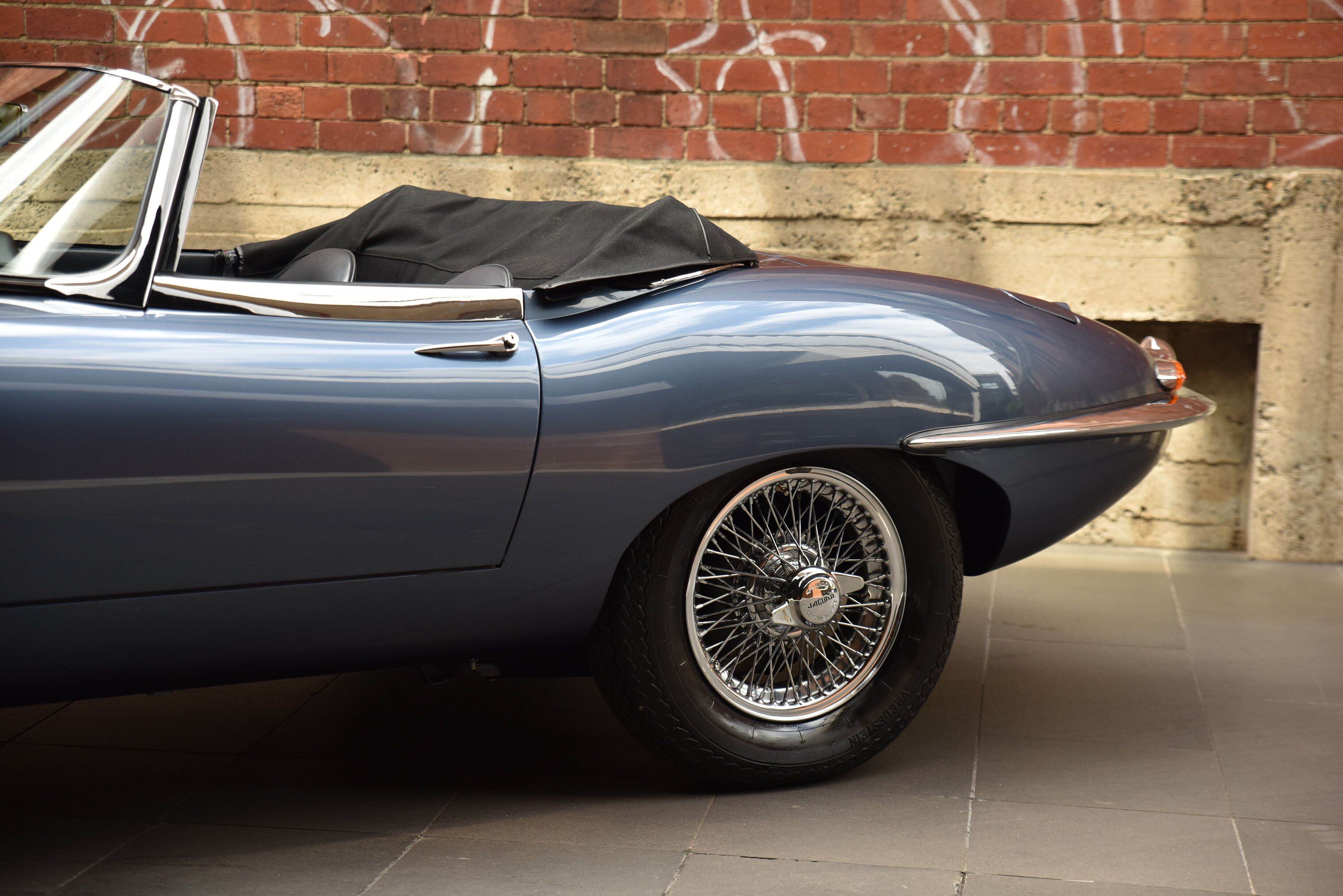  Jaguar E-Type Series 1-3.8 Flat Floor Roadster 