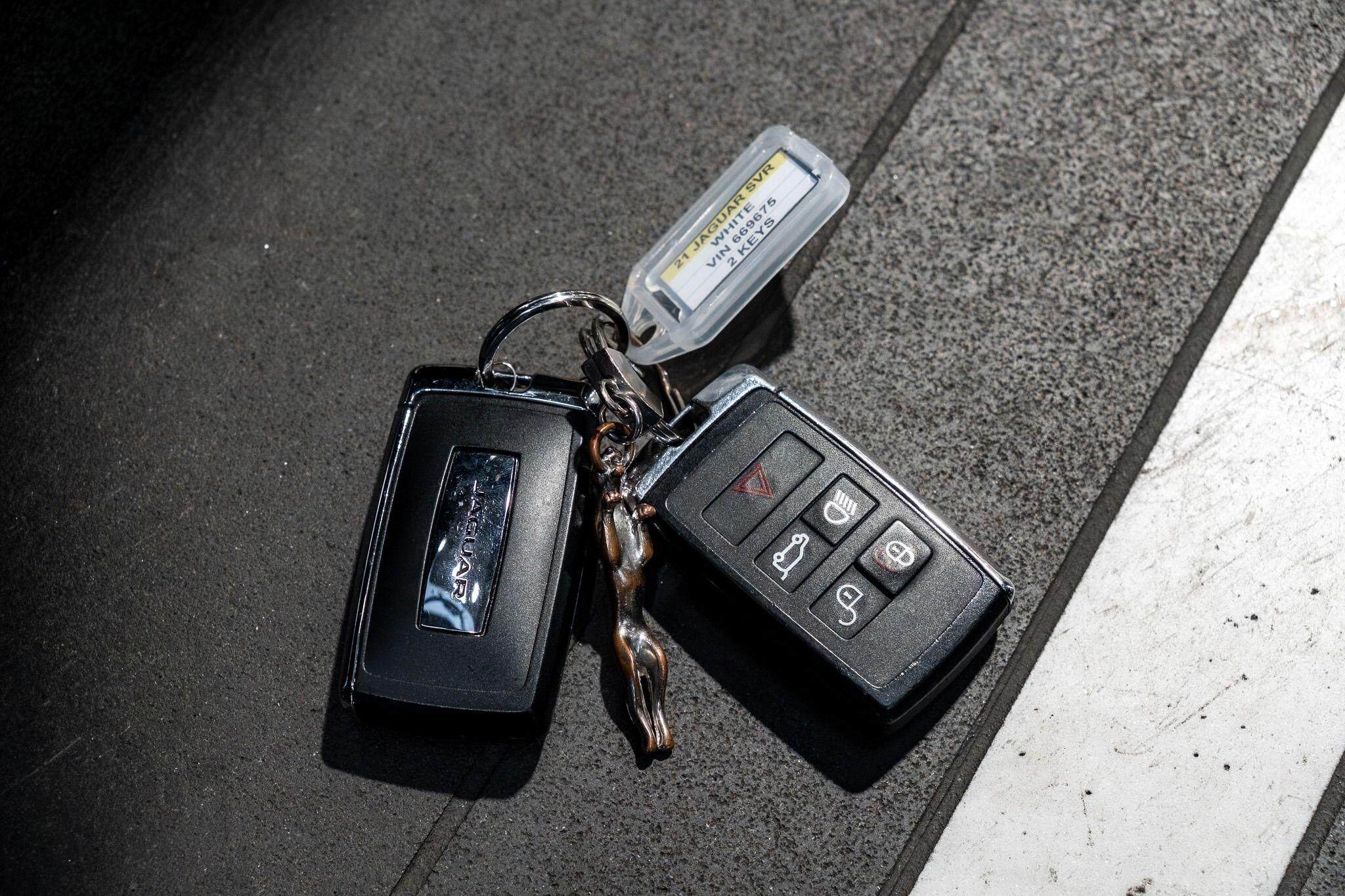 2021 JAGUAR F-PACE SVR 