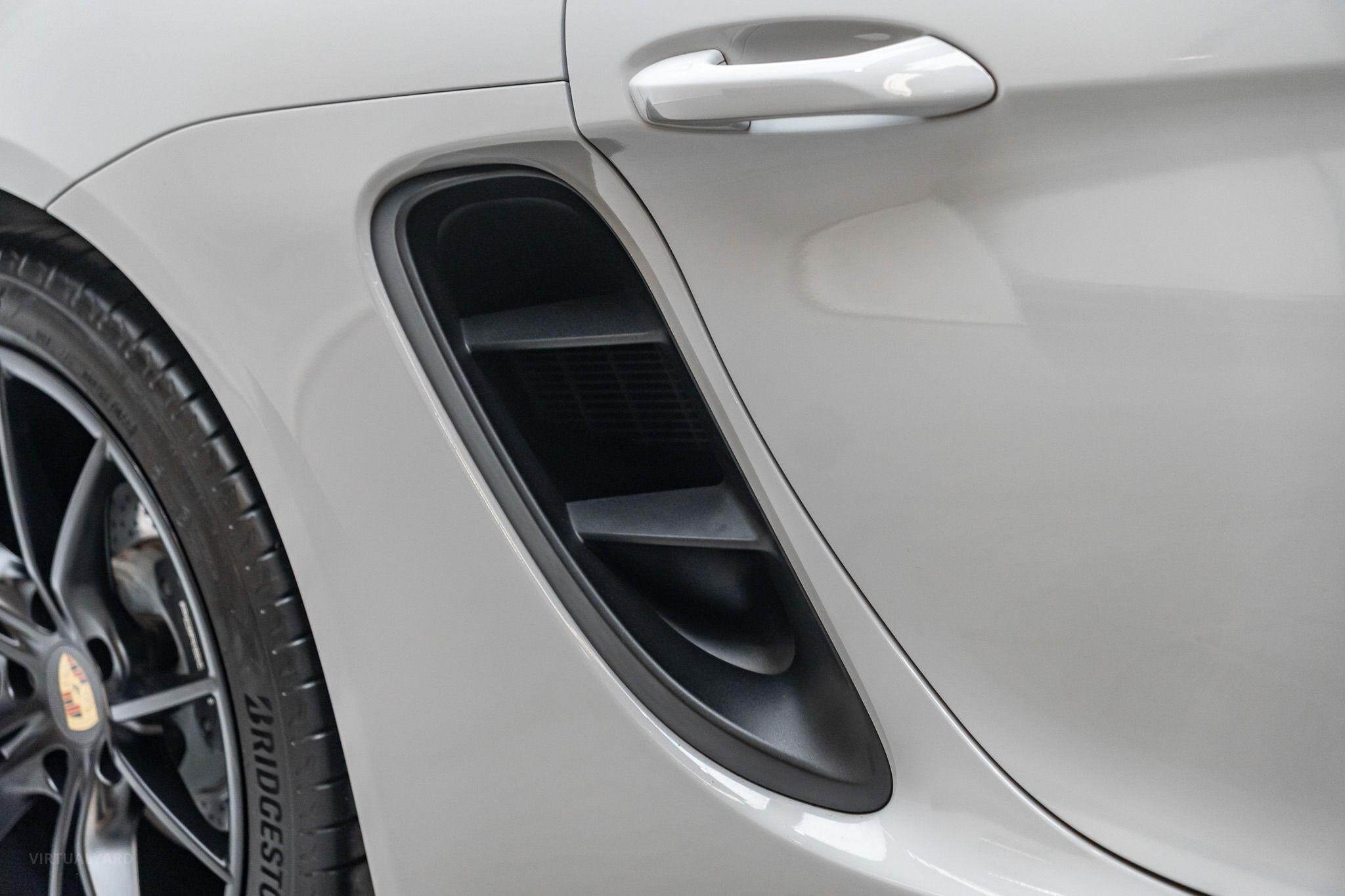 2022 Porsche 718 982 Boxster Convertible 2dr Man 6sp 2.0T [MY22] 