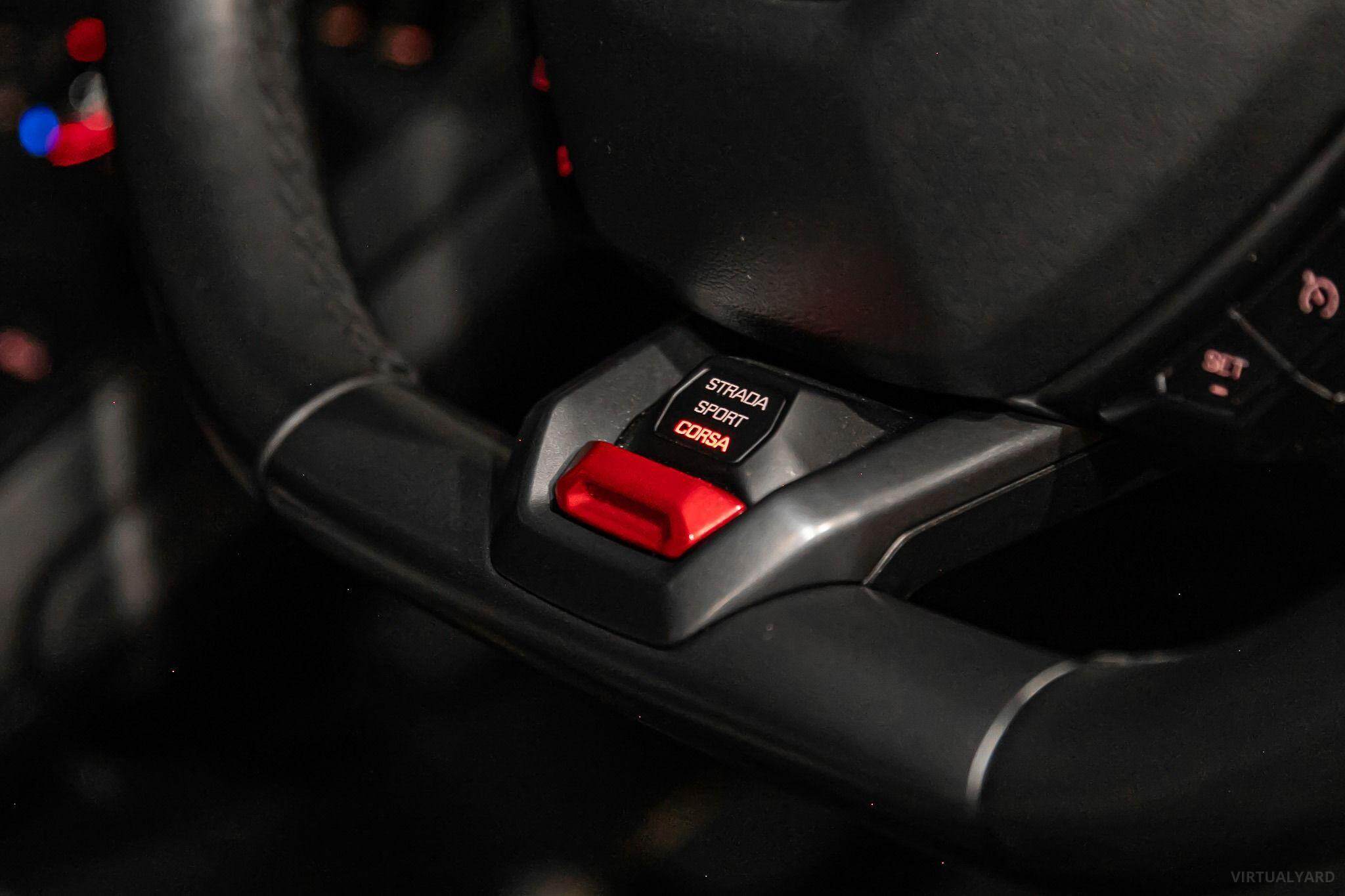 2016 Lamborghini Huracan 724 LP610-4 Coupe 2dr D-CT 7sp AWD 5.2i [MY16] 