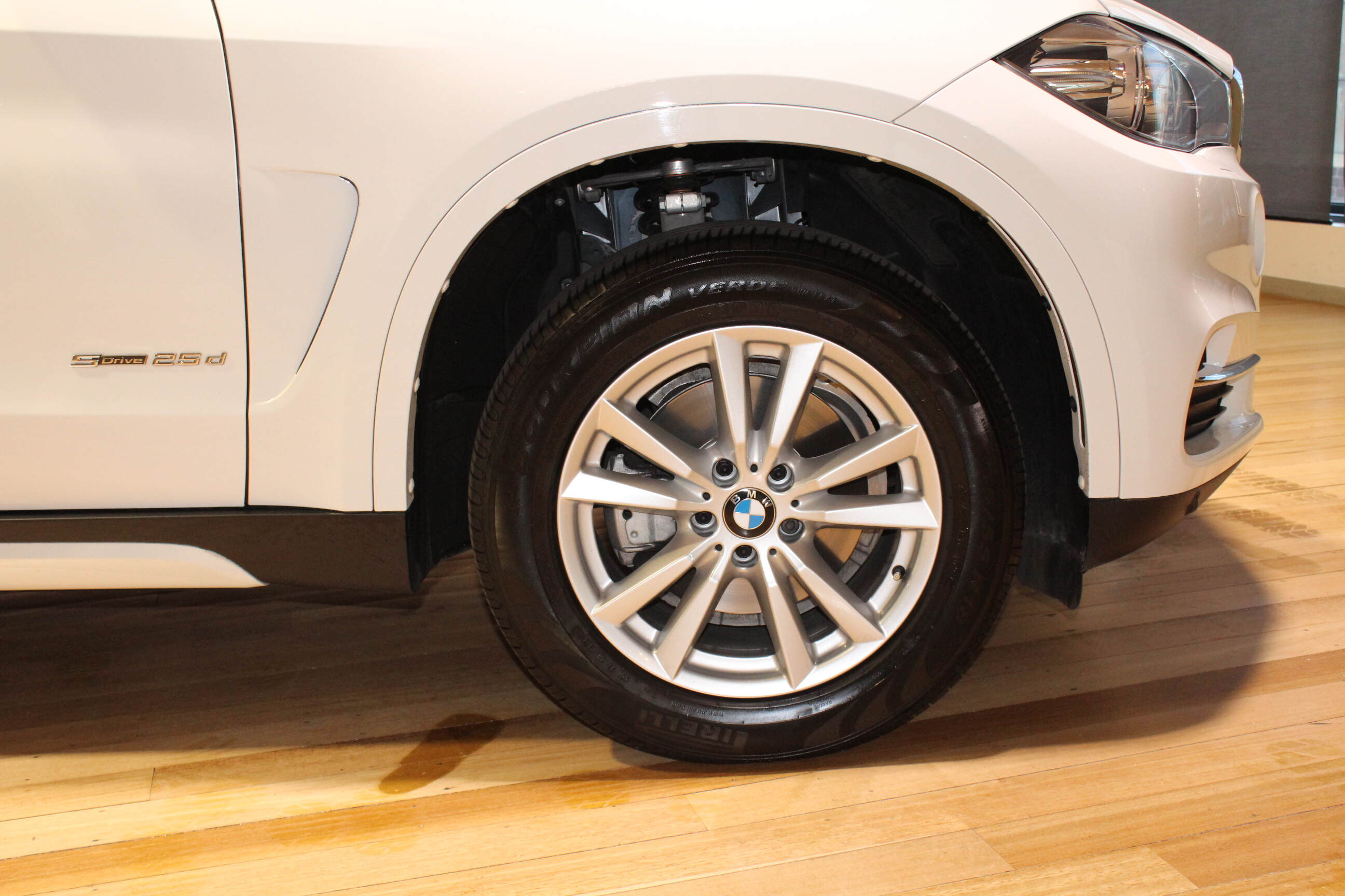 2014 BMW X5 F15 sDrive25d Wagon 5dr Auto 8sp 2.0DTT (Apr) - for sale in Australia