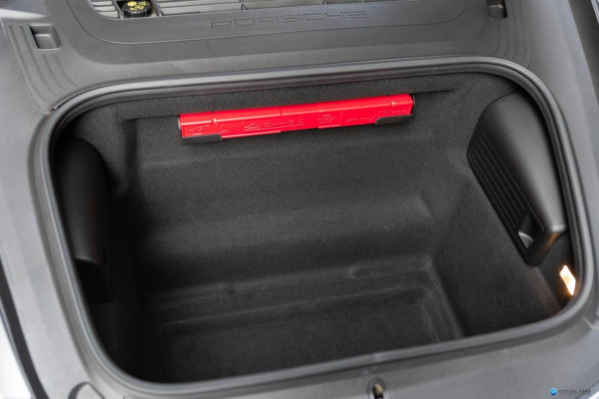 2017 Porsche 718 982 Boxster Convertible 2dr PDK 7sp 2.0T [MY17] 