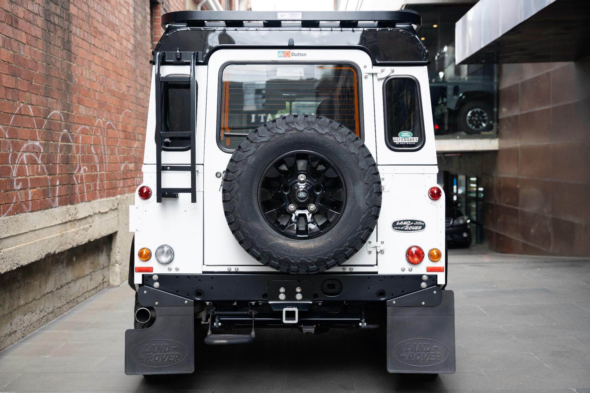 2014 Land Rover Defender 90 Wagon 3dr Man 6sp 4x4 2.2DT [MY15] 