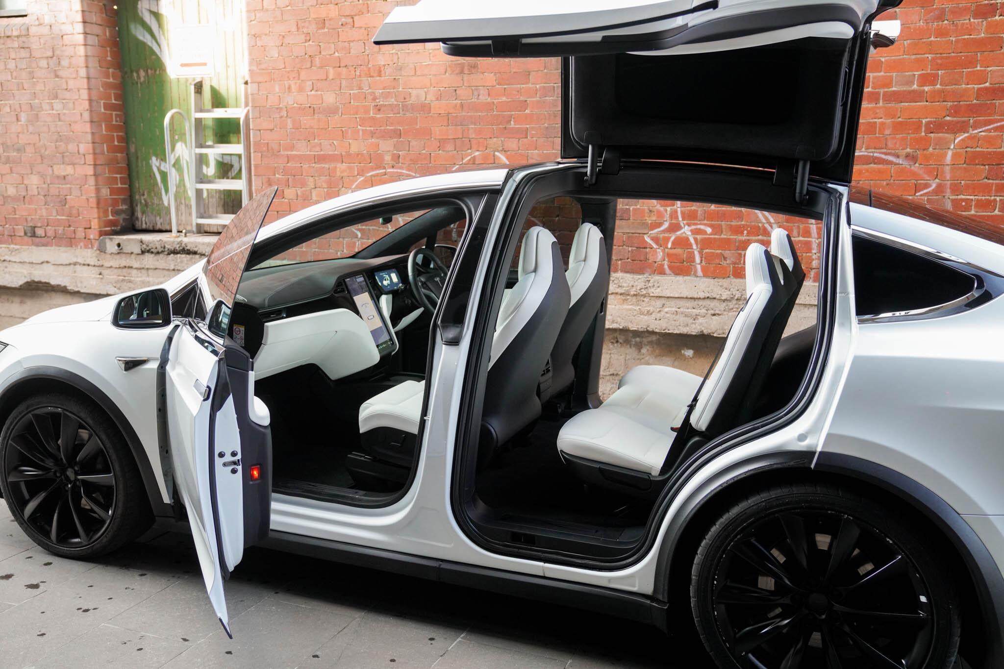 2019 Tesla Model X Long Range Wagon 5dr Reduction Gear 1sp AWD AC330kW [Jul] 