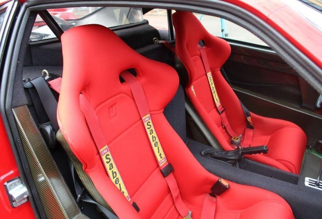 1990 Ferrari F40 CATALYST/NON-ADJUST LHD (CAR IN UK) 