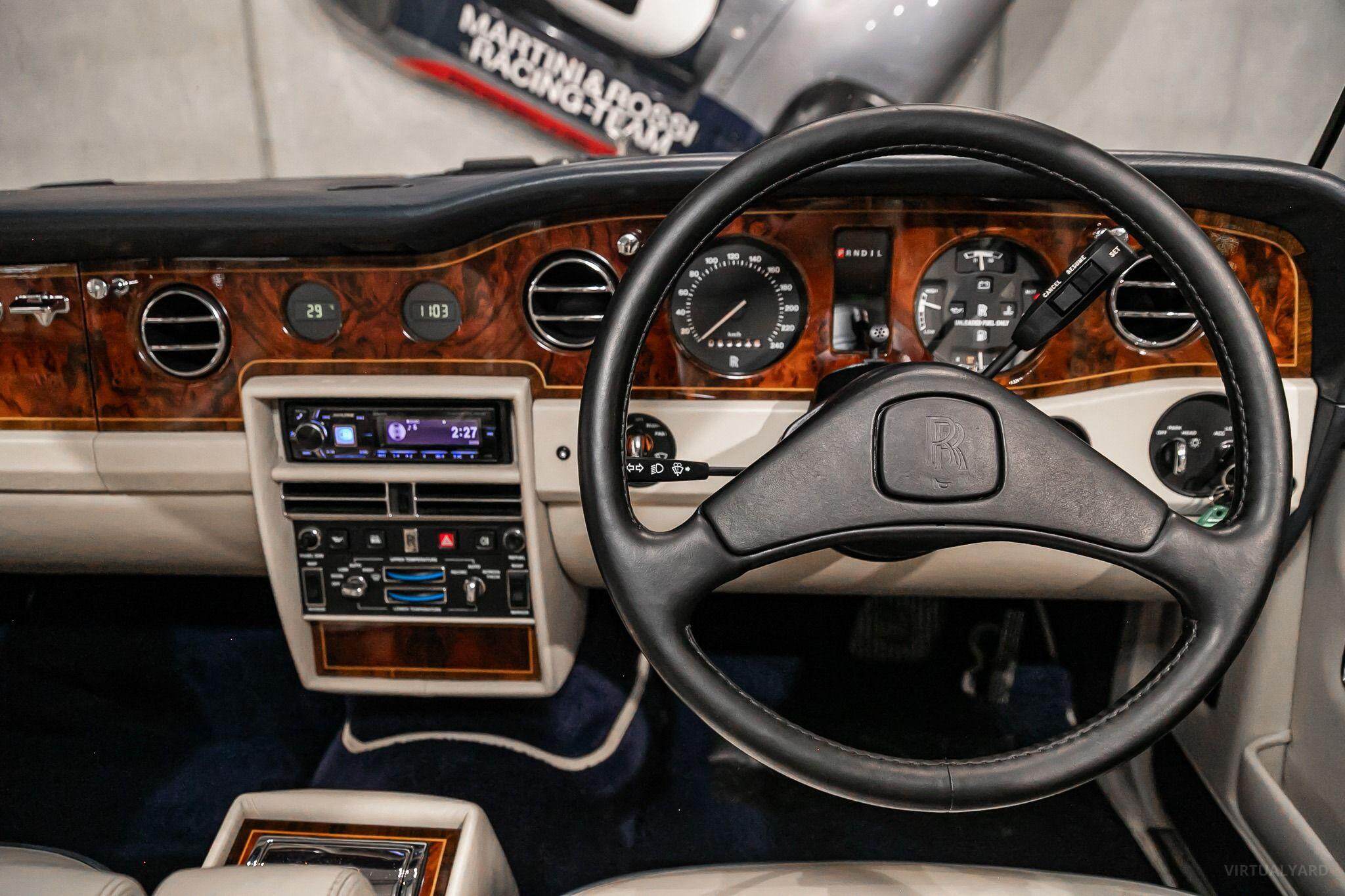 1990 Rolls-Royce Silver Spirit II Sedan 4dr Auto 3sp 6.8i 