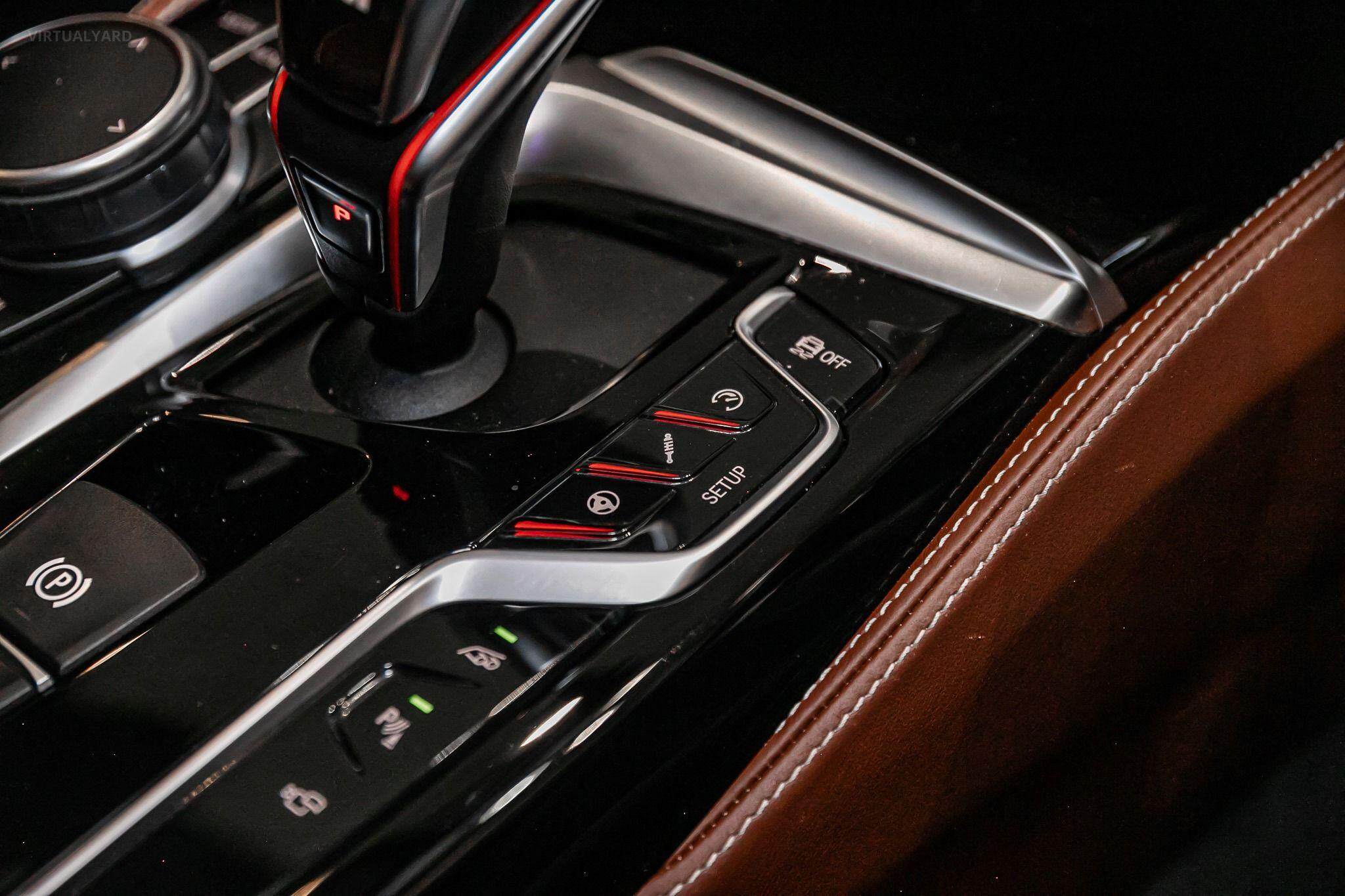 2018 BMW M5 F90 Launch Edition Sedan 4dr M Steptronic 8sp M xDrive 4.4TT 