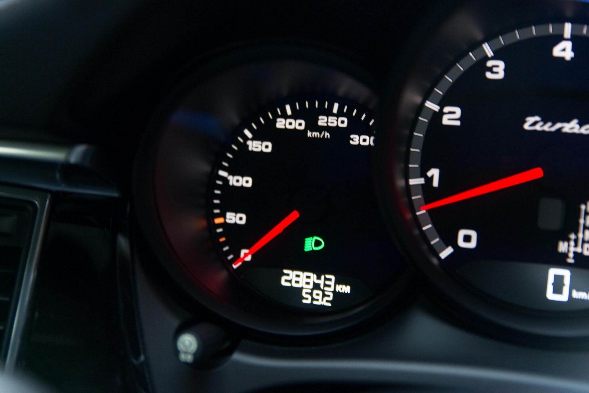 2017 Porsche Macan 95B Turbo Wagon 5dr PDK 7sp AWD 3.6TT [MY17] 