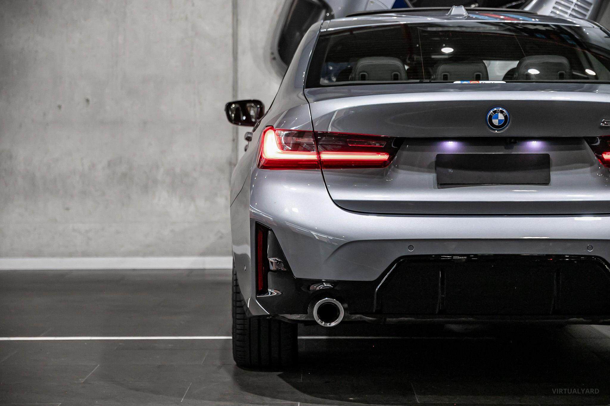 2022 BMW 3 Series G20 330e Sport Collection Sedan 4dr Steptronic 8sp 2.0T/83kW Hybrid 