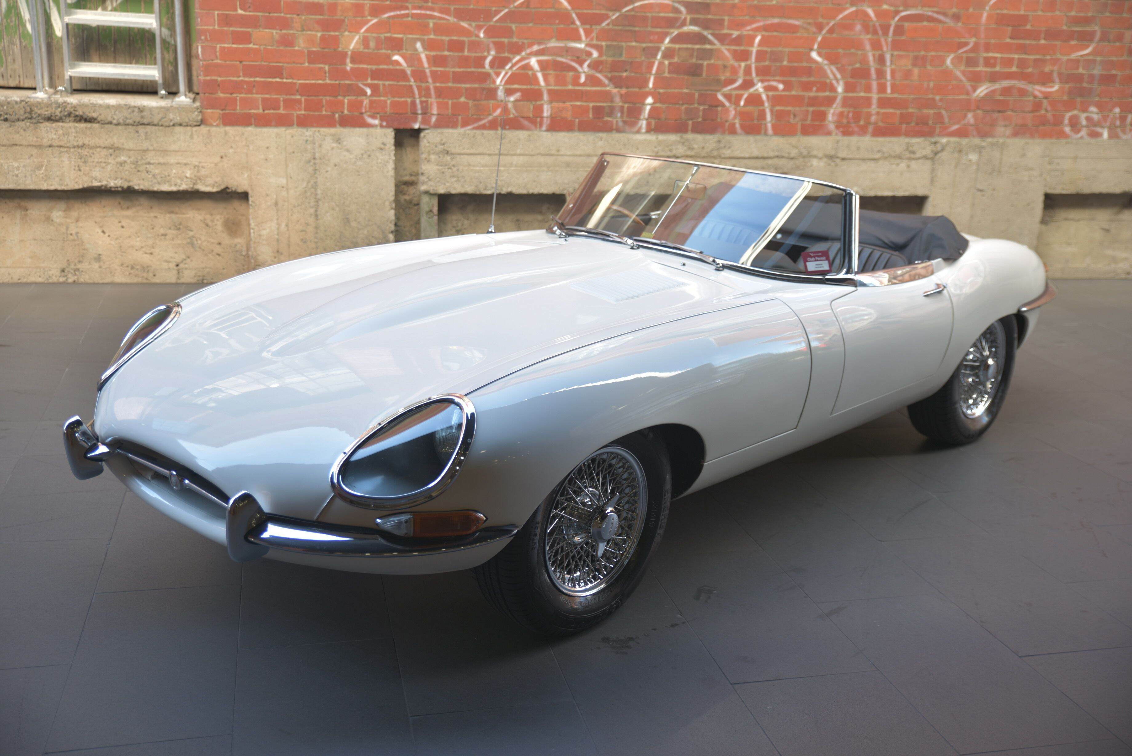 1965 Jaguar E Type Series 1 Roadster 2dr Man 4sp 4.2 