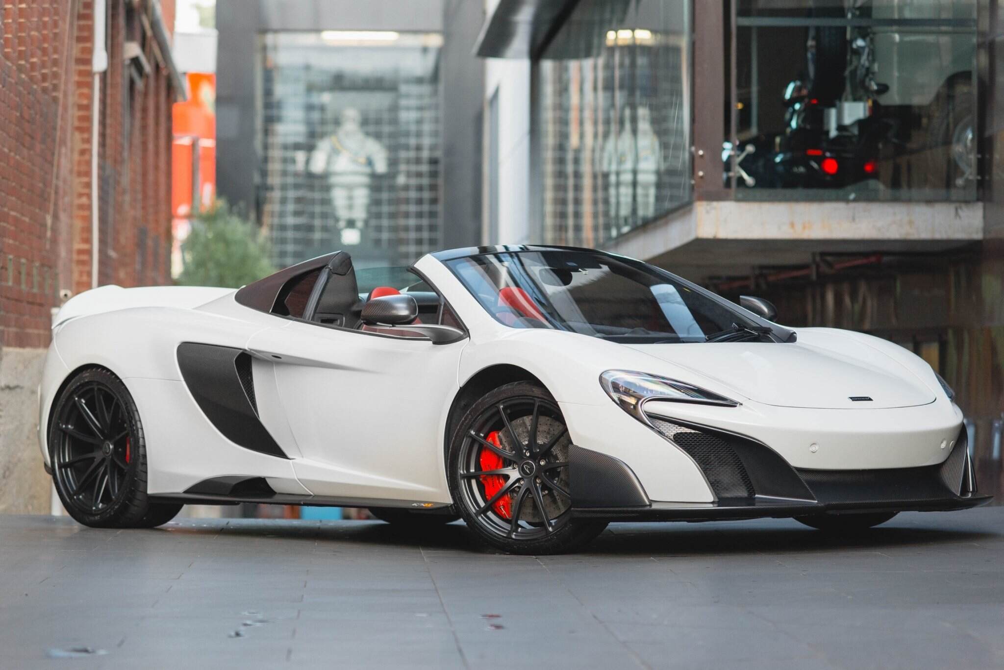 2016 McLaren 675LT Spider 2dr SSG 7sp 3.8TT [Feb] 