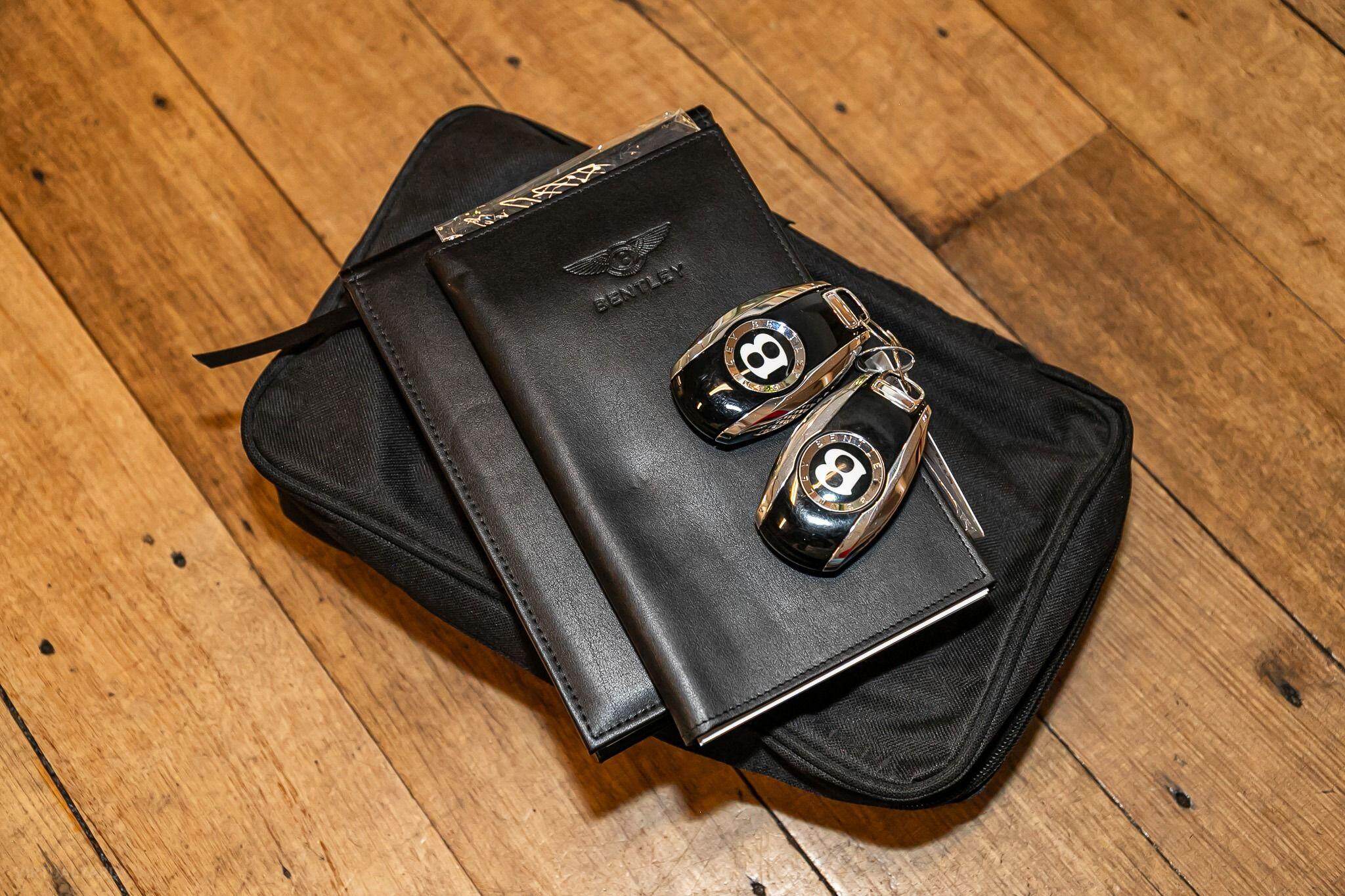 2021 Bentley Flying Spur 3S Sedan 4dr DCT 8sp AWD 6.0TT [MY21] 