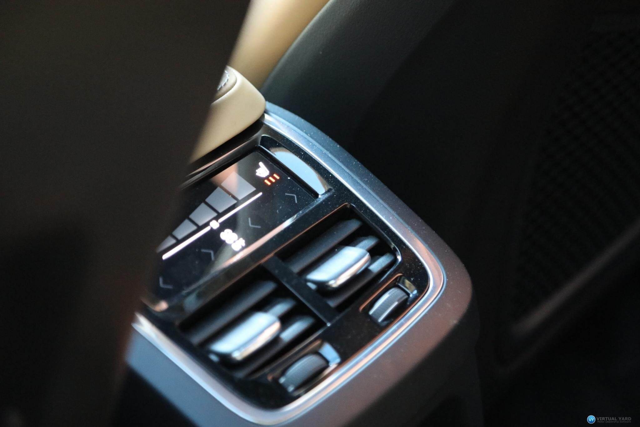 2016 Volvo XC90 T8 Inscription Wagon 7st 5dr Geartronic 8sp AWD 2.0TSC/65kW Hybrid [MY17] 