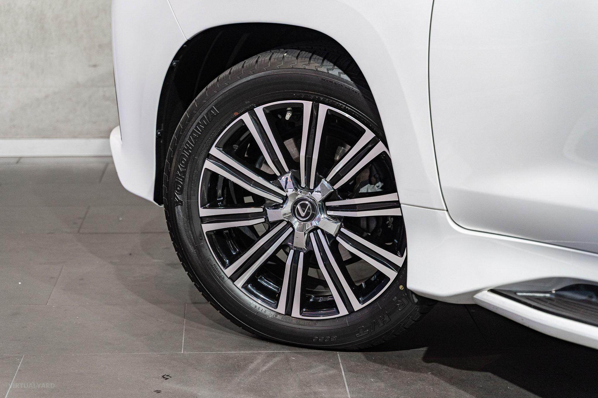 2016 Lexus LX URJ201R LX570 Wagon 8st 5dr Spts Auto 8sp, 4x4 5.7i 