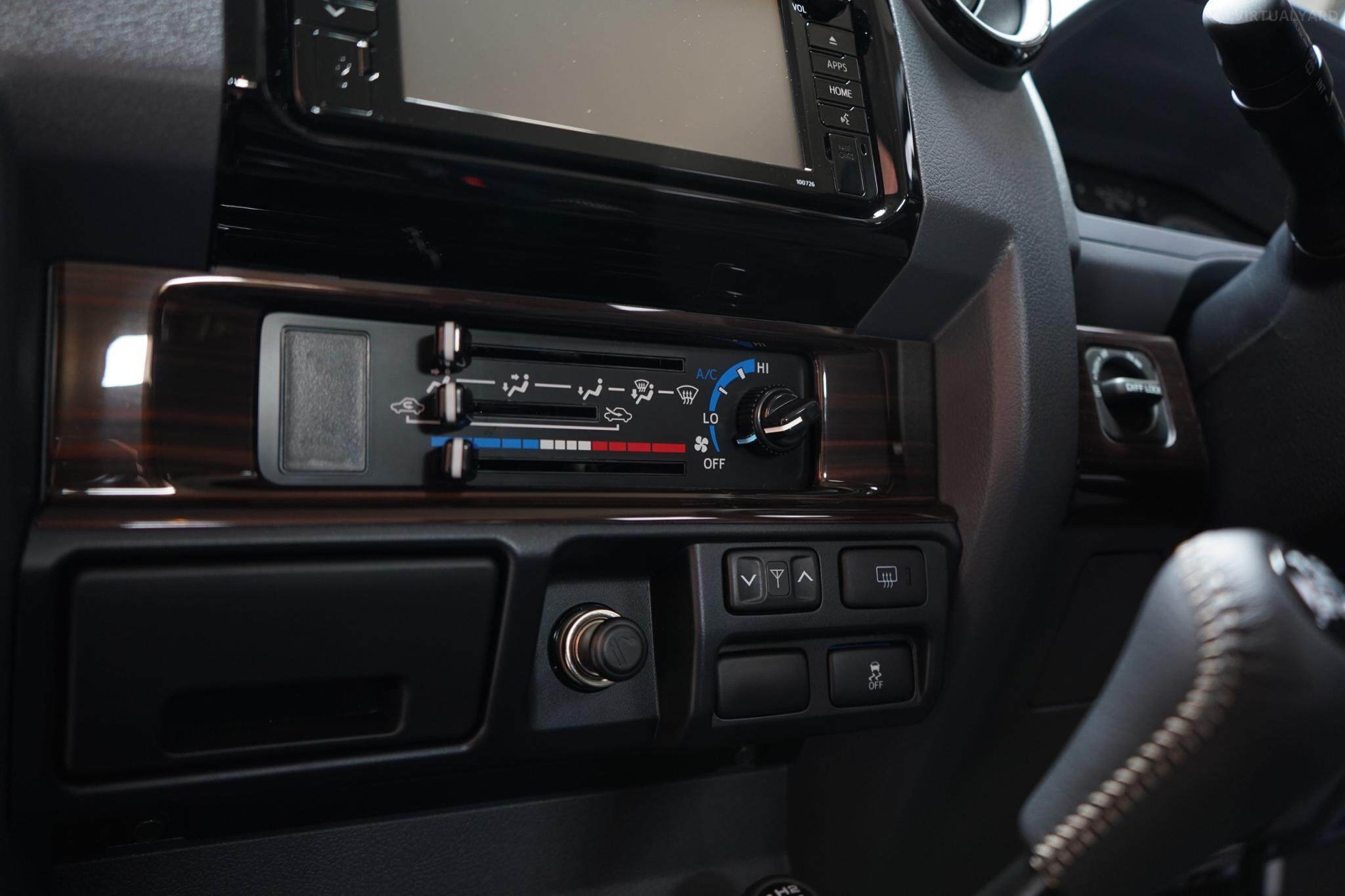 2021 Toyota Landcruiser VDJ76R 70th Anniversary Special Edition Wagon 5dr Man 5sp, 4x4 4.5DT 