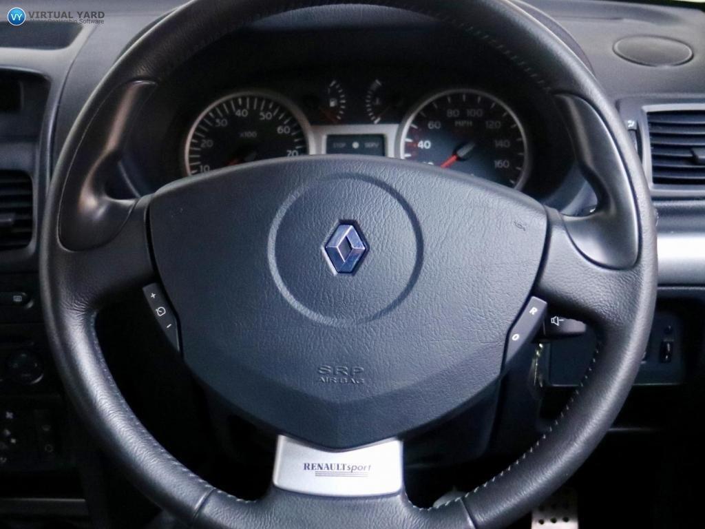 2004 RENAULT CLIO 3.0 V6 255 3DR 6SP M 