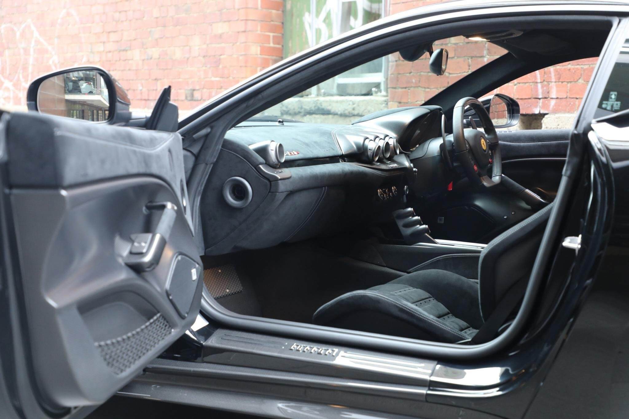 2017 Ferrari F12tdf F152 Coupe 2dr DCT 7sp 6.3i 