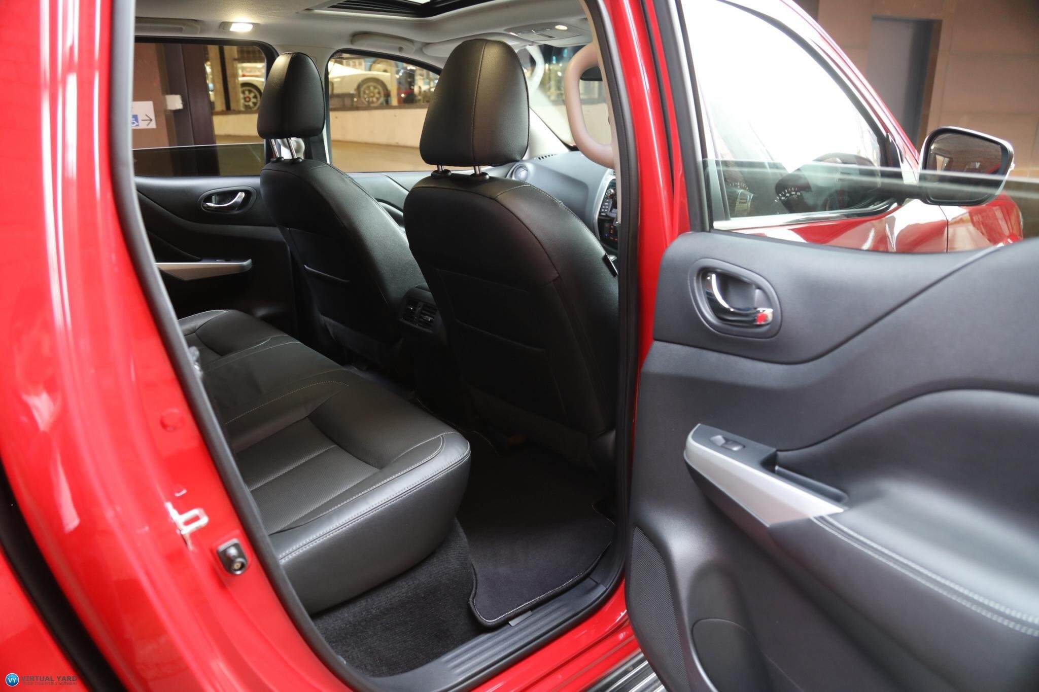 2016 Nissan Navara D23 ST-X Utility Dual Cab 4dr Spts Auto 7sp 4x4 930kg 2.3DTT 