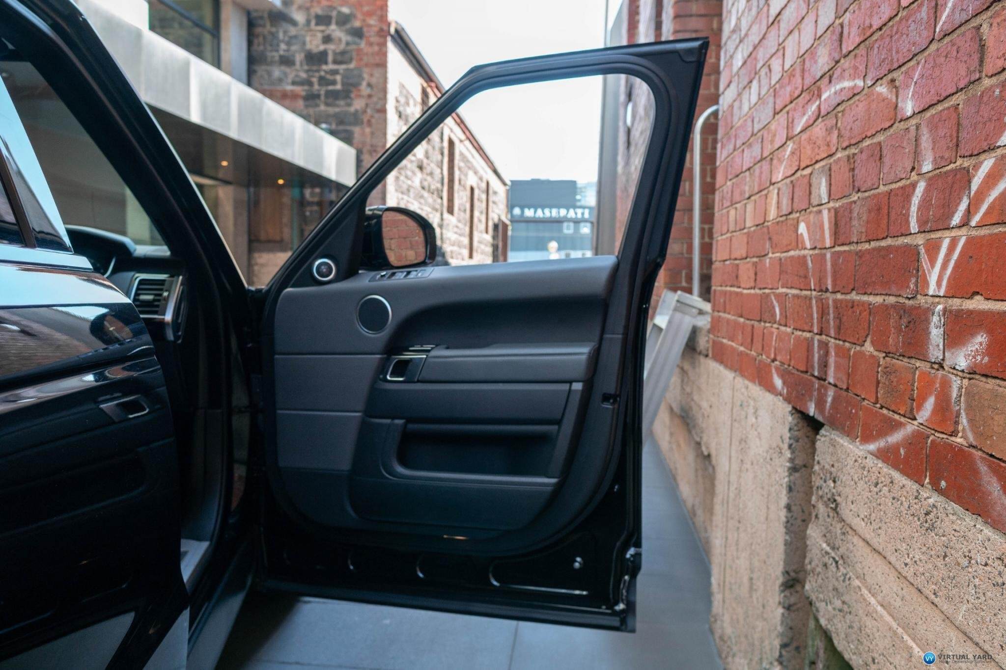 2015 Land Rover Range Rover Sport L494 SDV8 HSE Dynamic Wagon 5dr CommandShift 8sp 4x4 4.4DTT [MY15.5] 