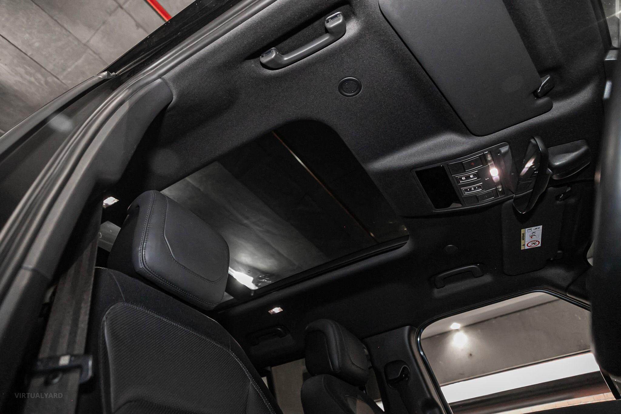 2023 Land Rover Defender L663 110 D300 X-Dynamic HSE Wagon 5dr Spts Auto 8sp AWD 3.0DTT [MY23.5] 