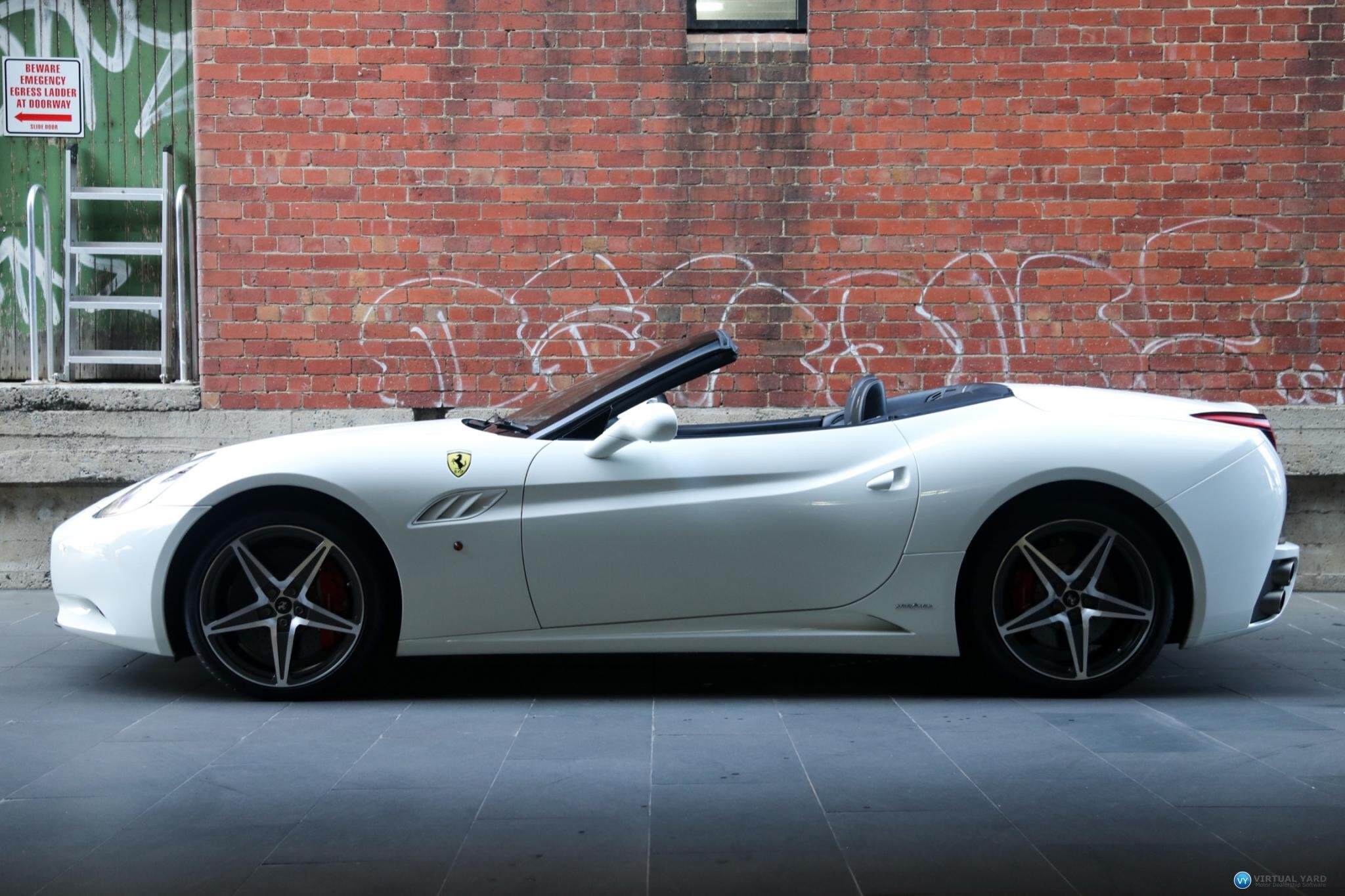 2013 Ferrari California F149 Convertible 2dr DCT 7sp 4.3i 