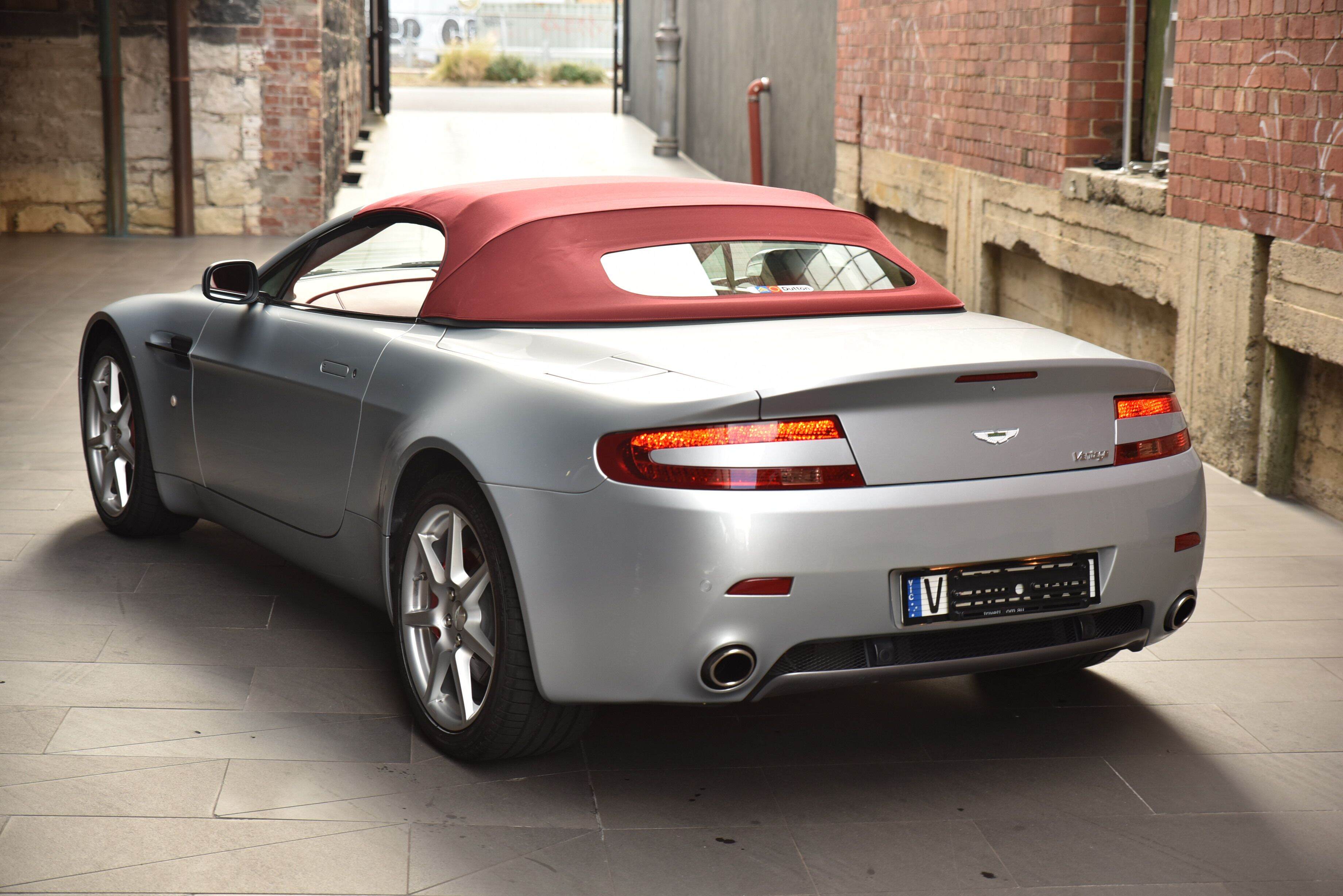 2007 Aston Martin V8 Vantage Roadster 2dr Seq. Mac 6sp 4.3i [MY08] 