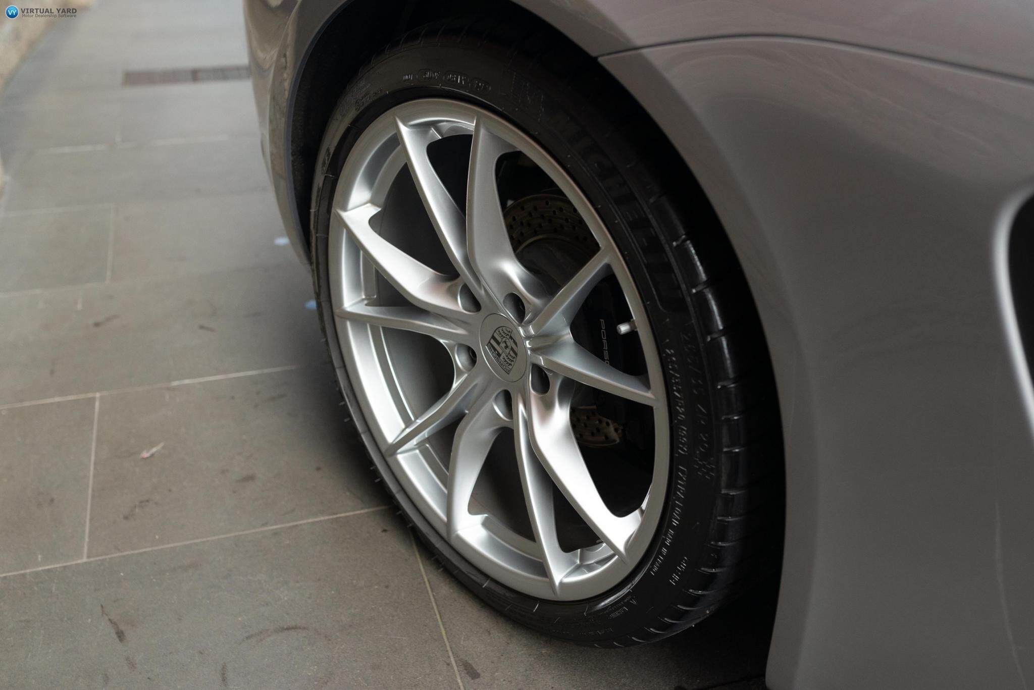 2017 Porsche 718 982 Boxster Convertible 2dr PDK 7sp 2.0T [MY17] 