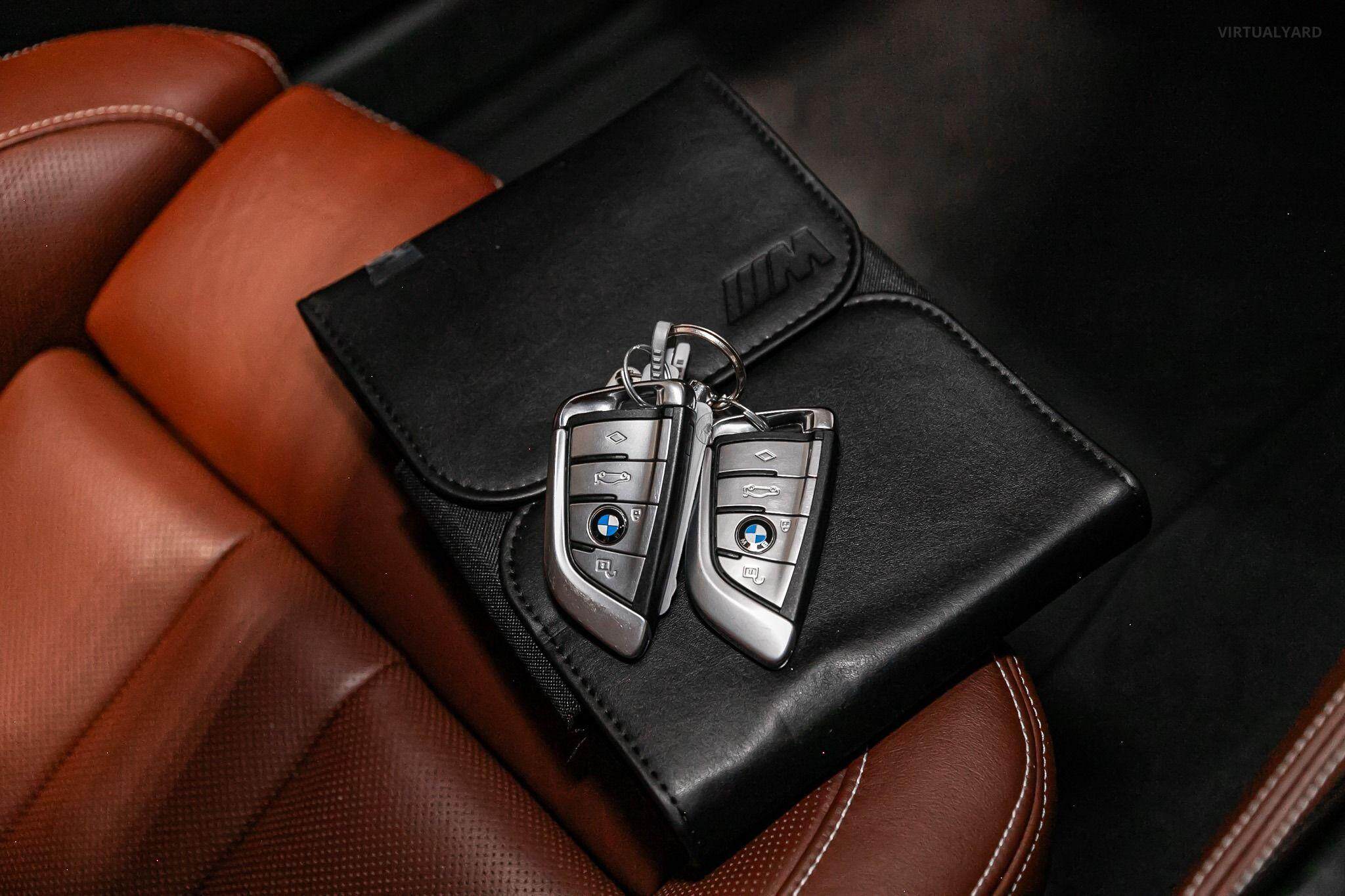 2018 BMW M5 F90 Launch Edition Sedan 4dr M Steptronic 8sp M xDrive 4.4TT 