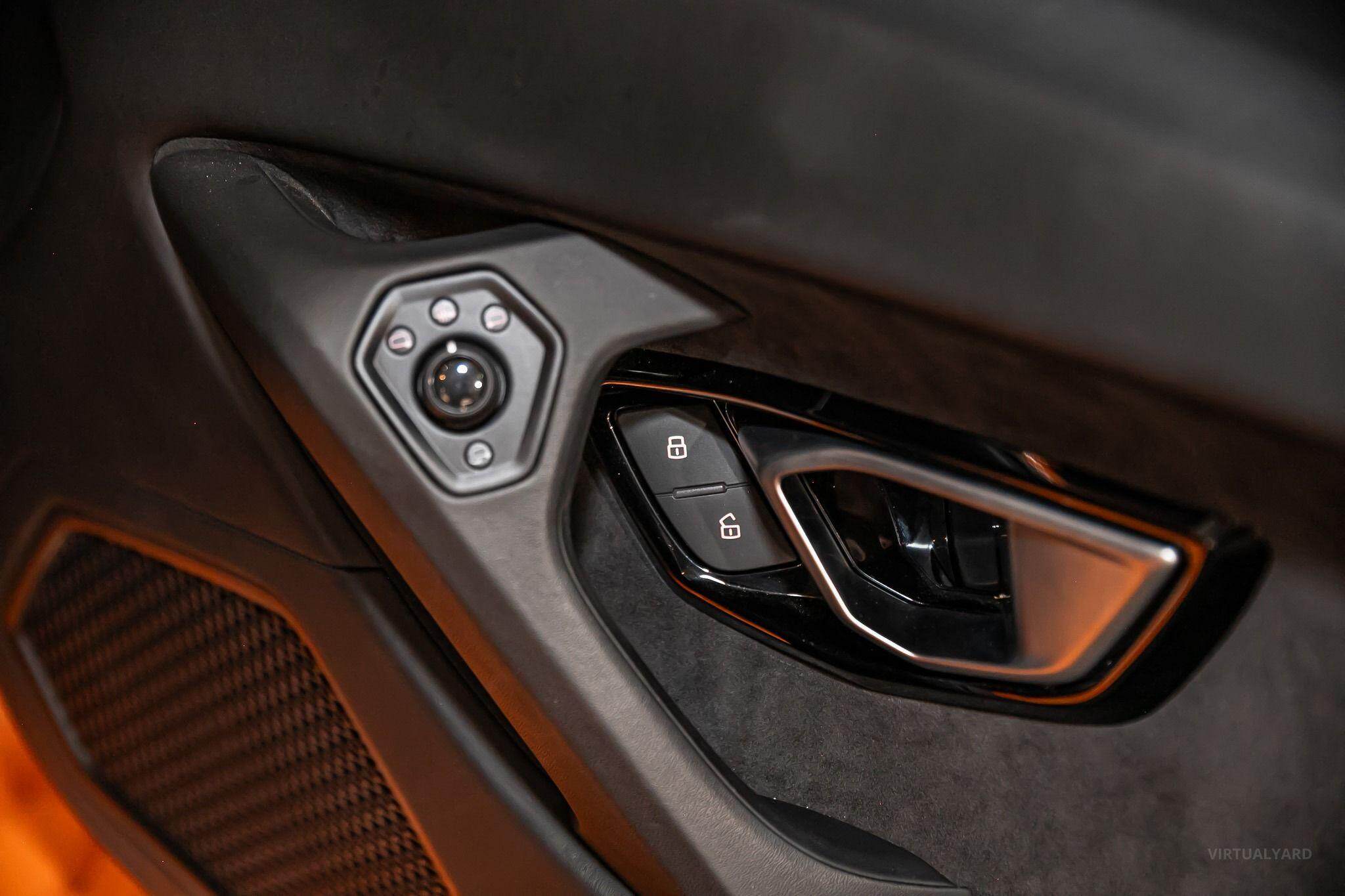 2016 Lamborghini Huracan 724 LP610-4 Coupe 2dr D-CT 7sp AWD 5.2i [MY16] 