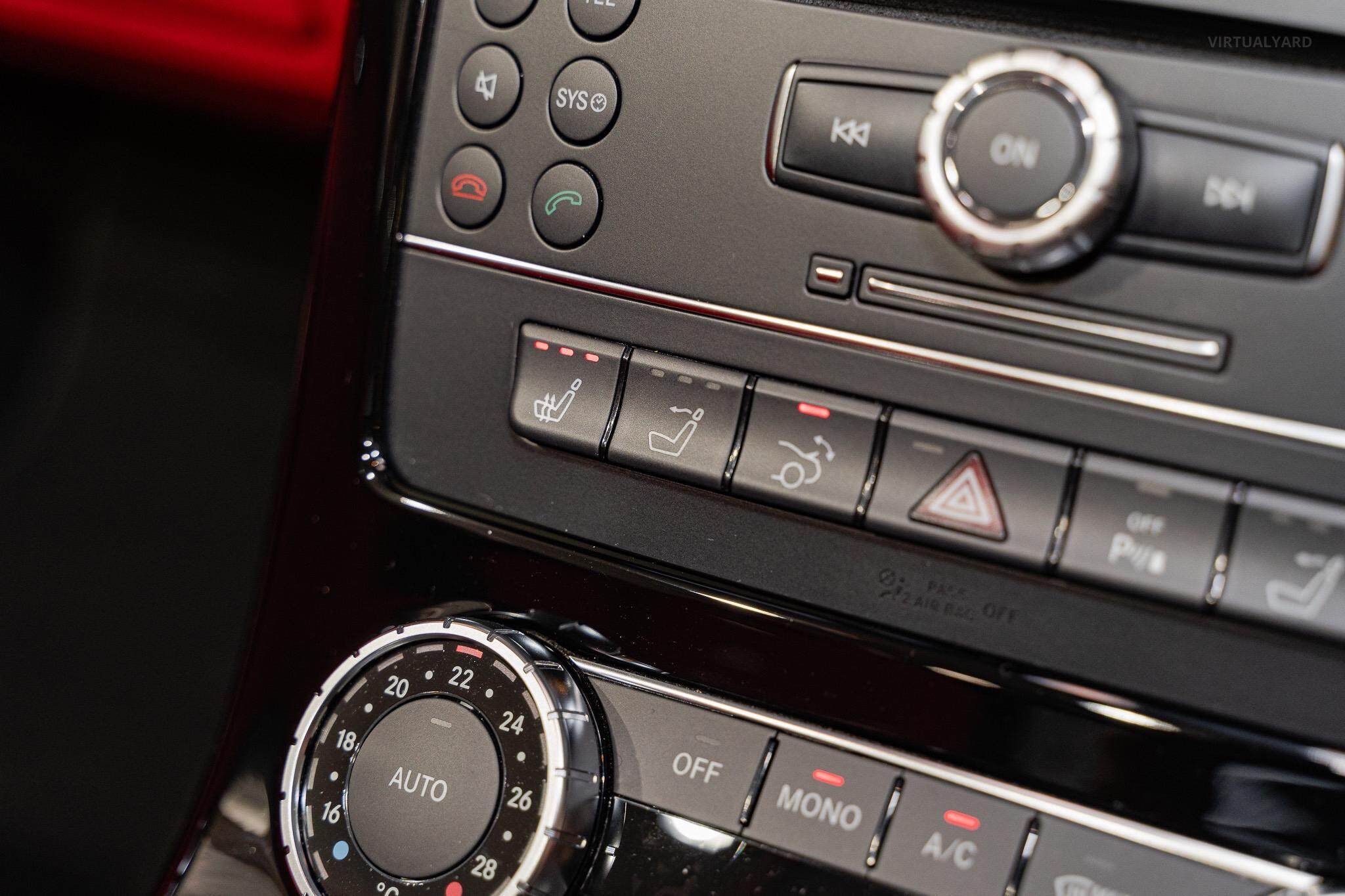 2012 Mercedes-Benz SLS-Class R197 SLS AMG Roadster 2dr SPEEDSHIFT DCT 7sp 6.3i 